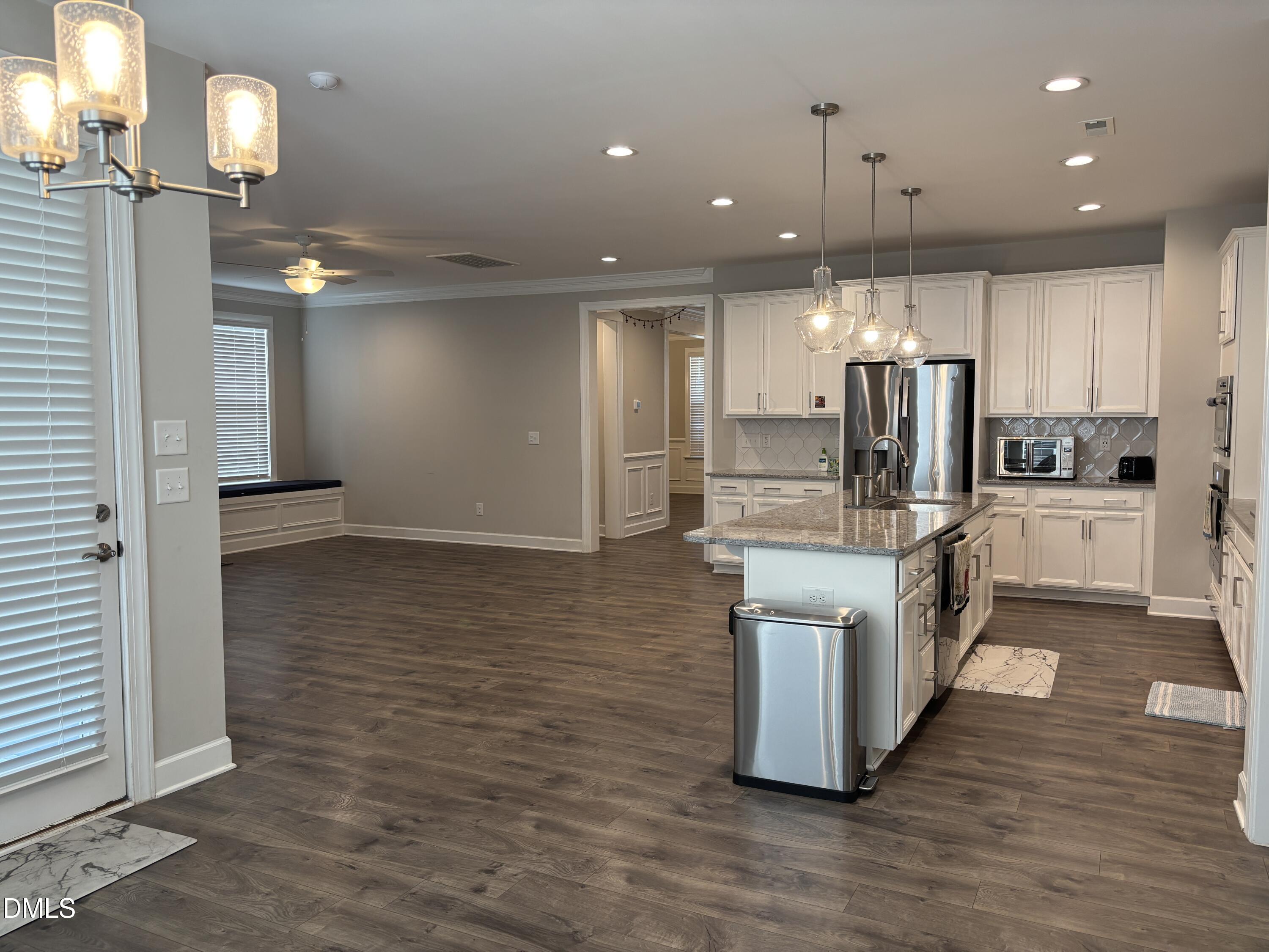 2020 Edens Ridge Avenue Property Photo 25