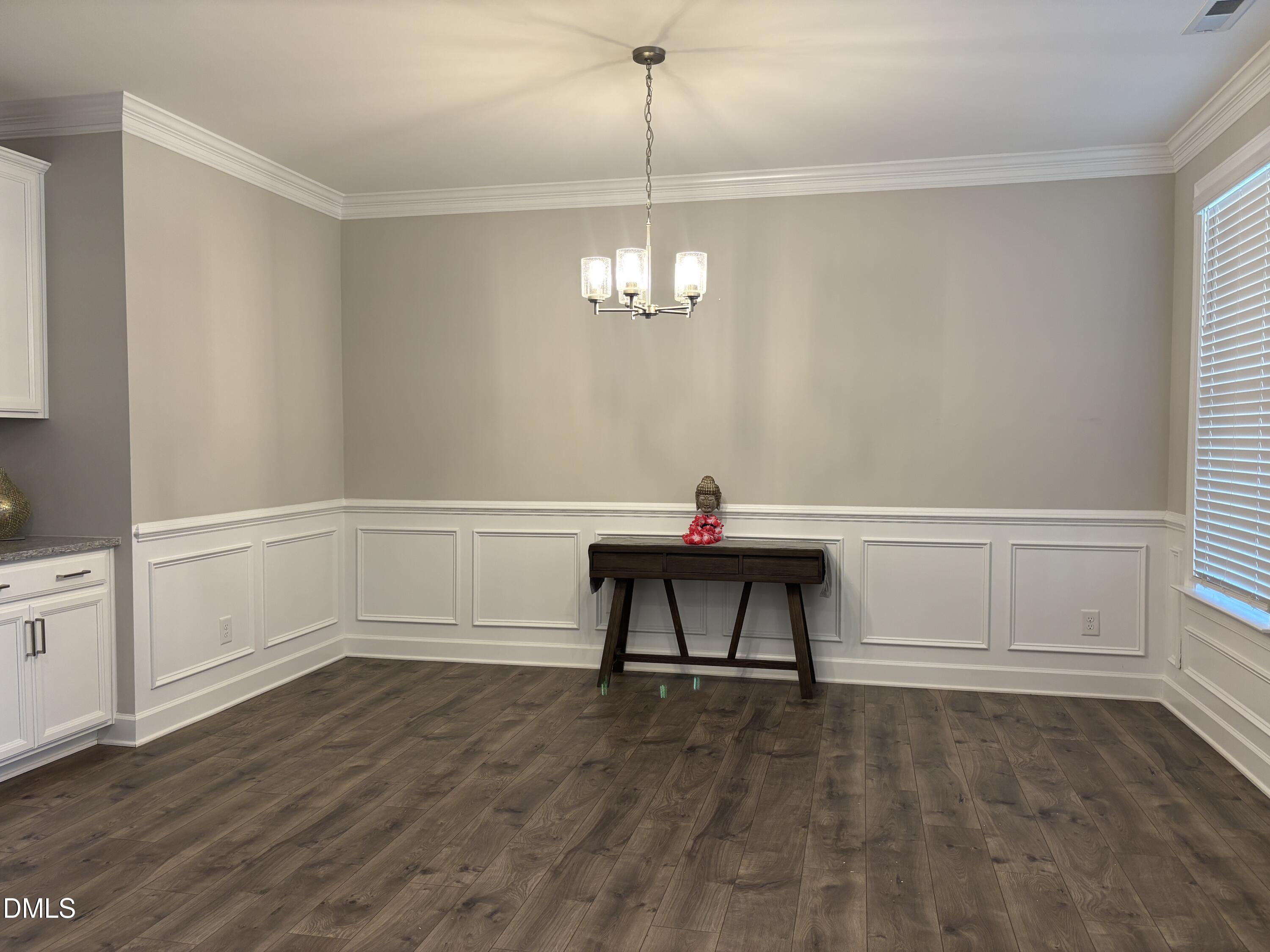 2020 Edens Ridge Avenue Property Photo 34