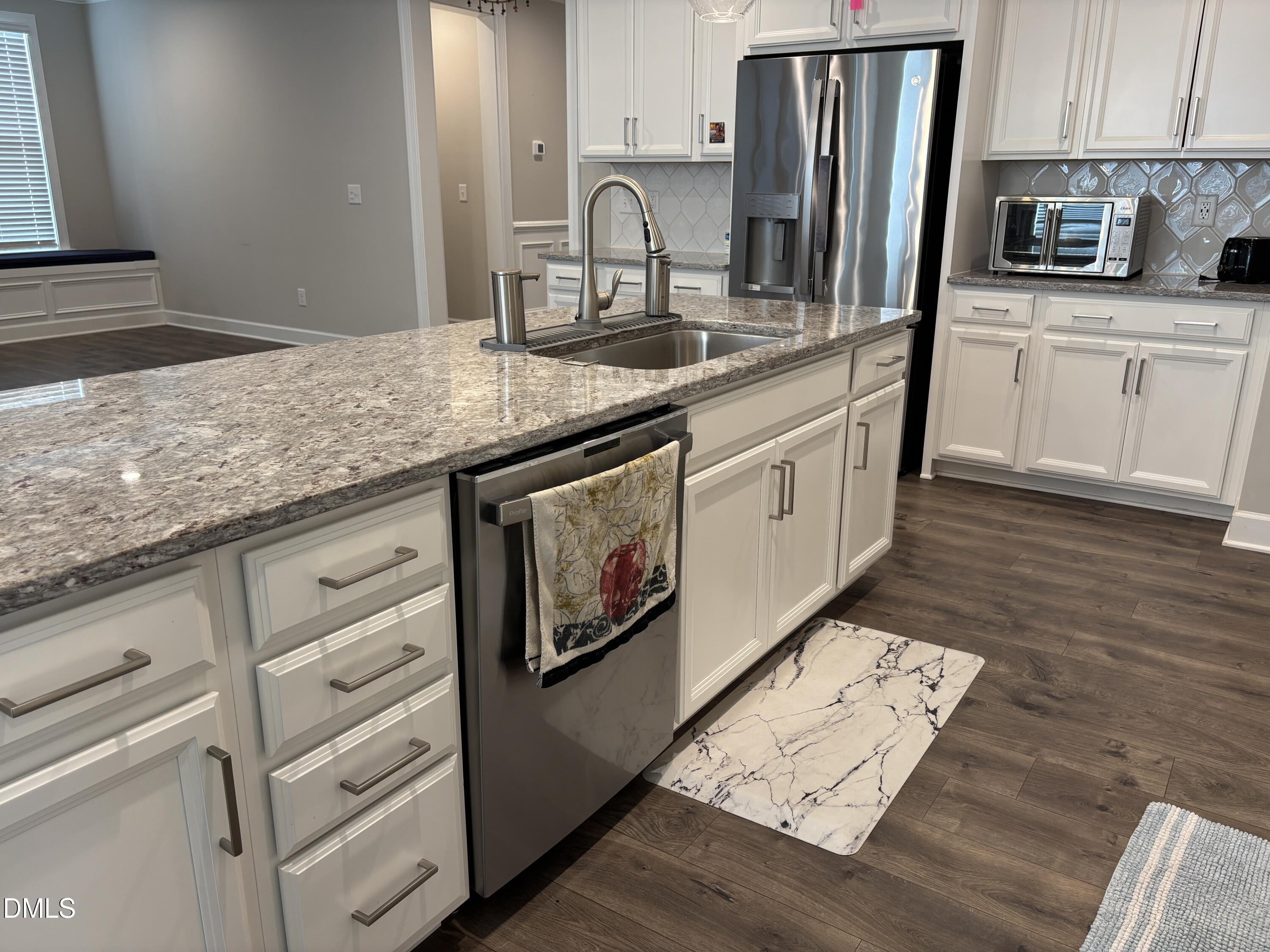 2020 Edens Ridge Avenue Property Photo 62
