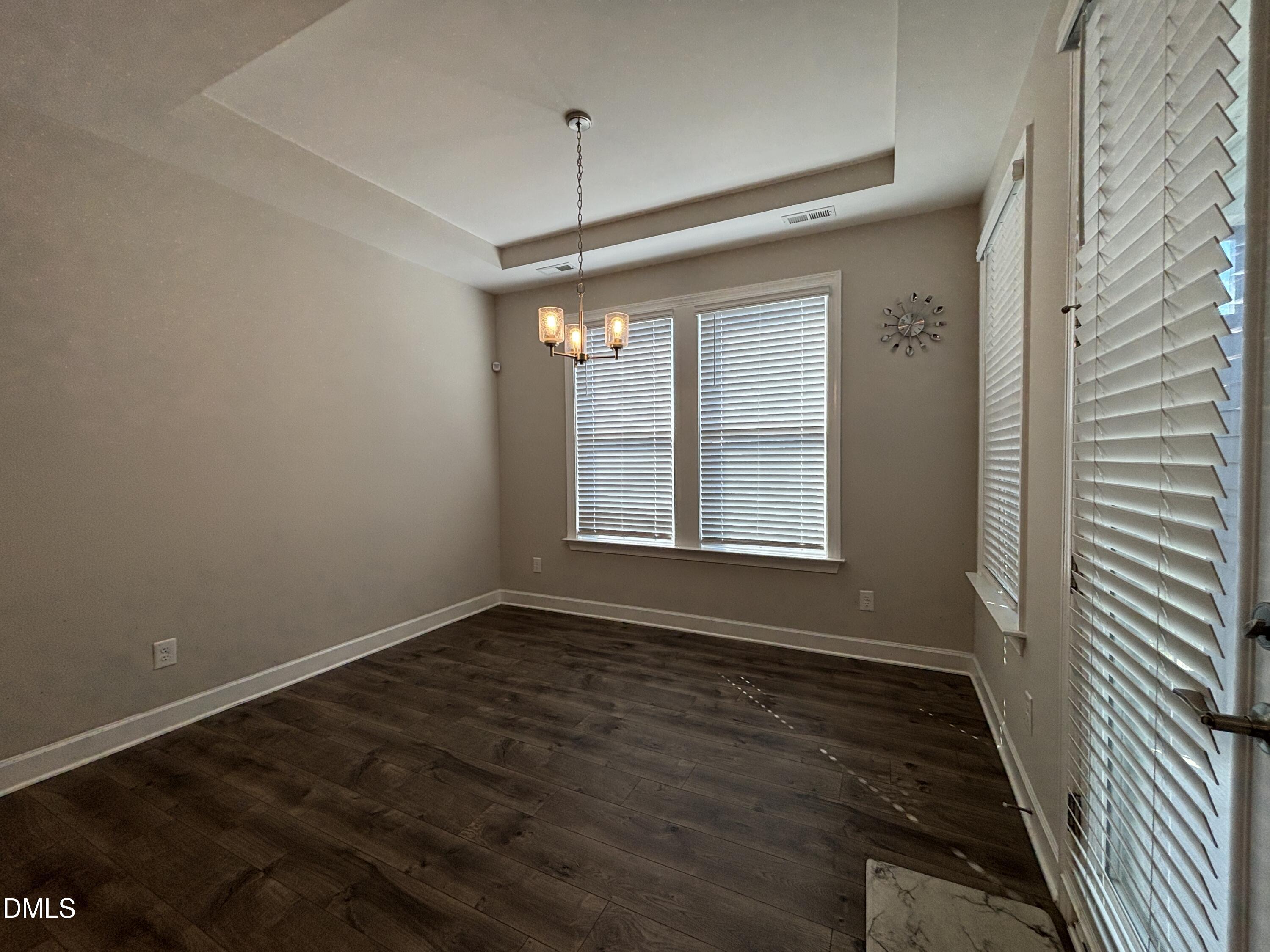 2020 Edens Ridge Avenue Property Photo 76
