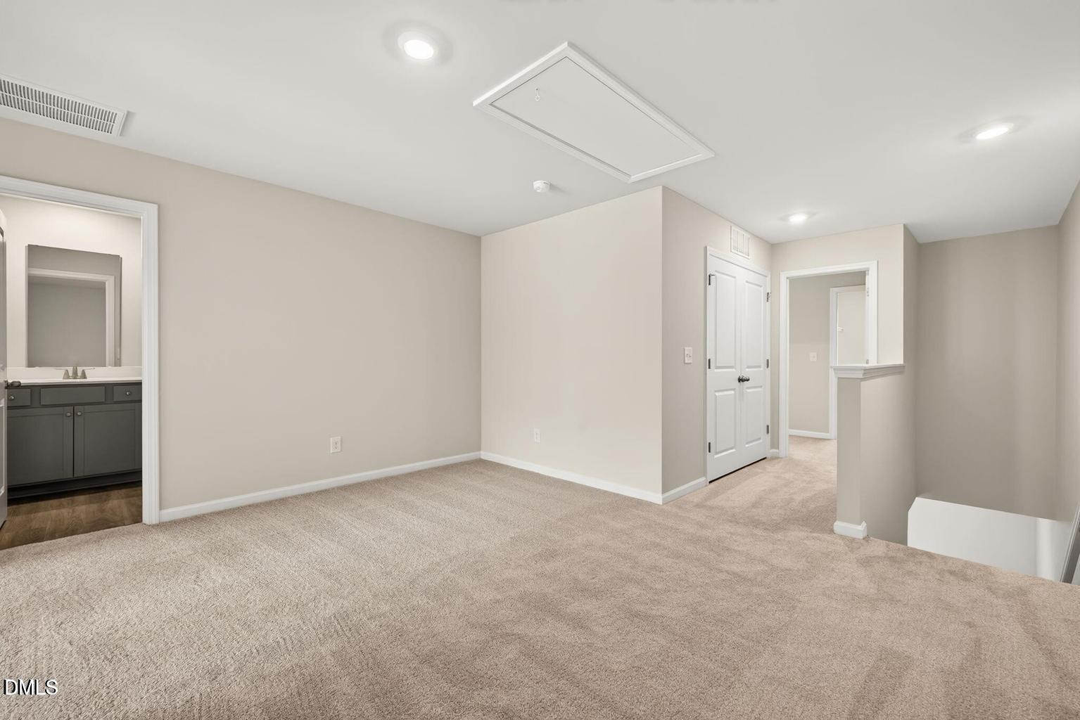 422 Barrington Key Drive Property Photo 21