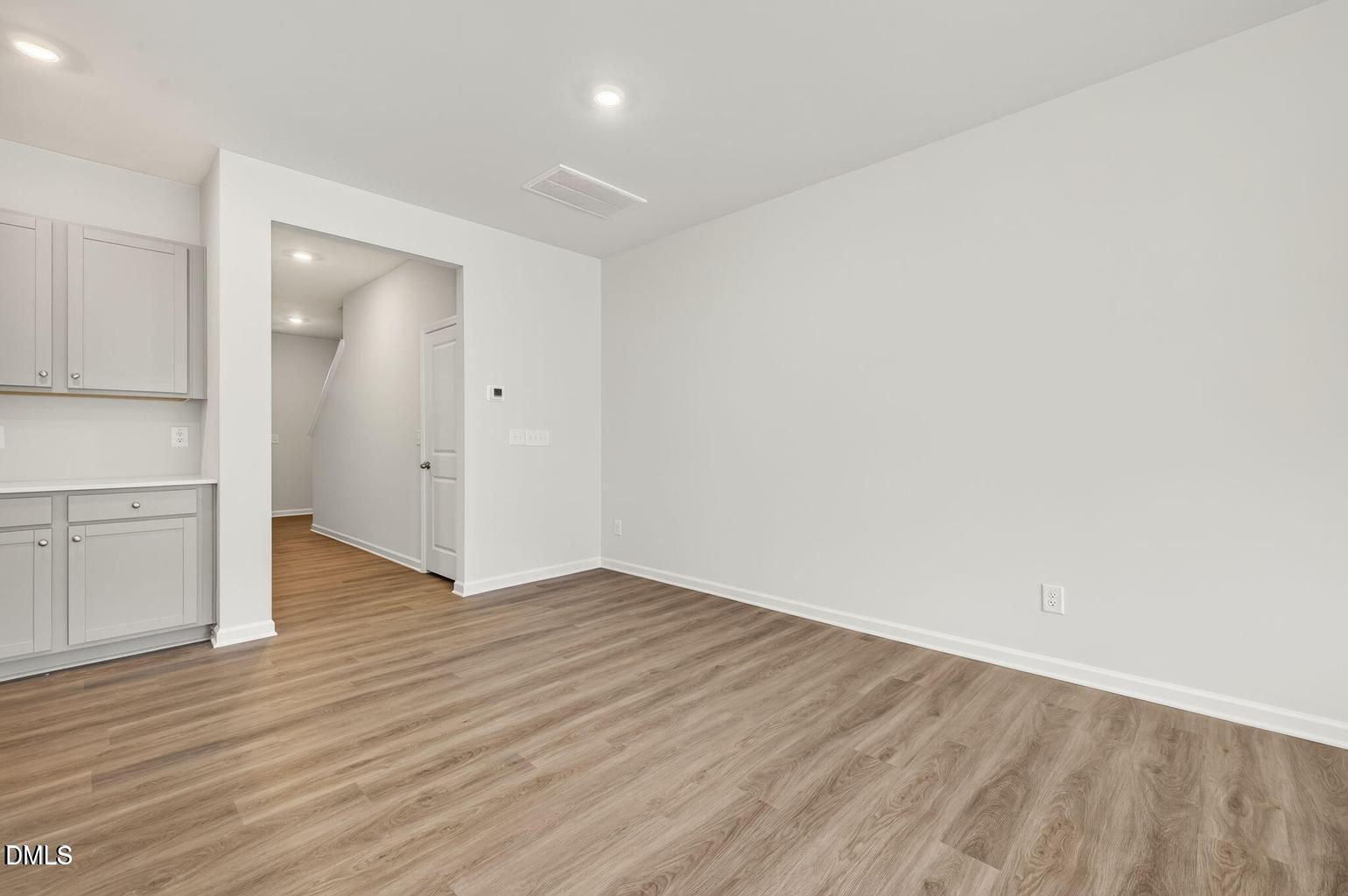 422 Barrington Key Drive Property Photo 23