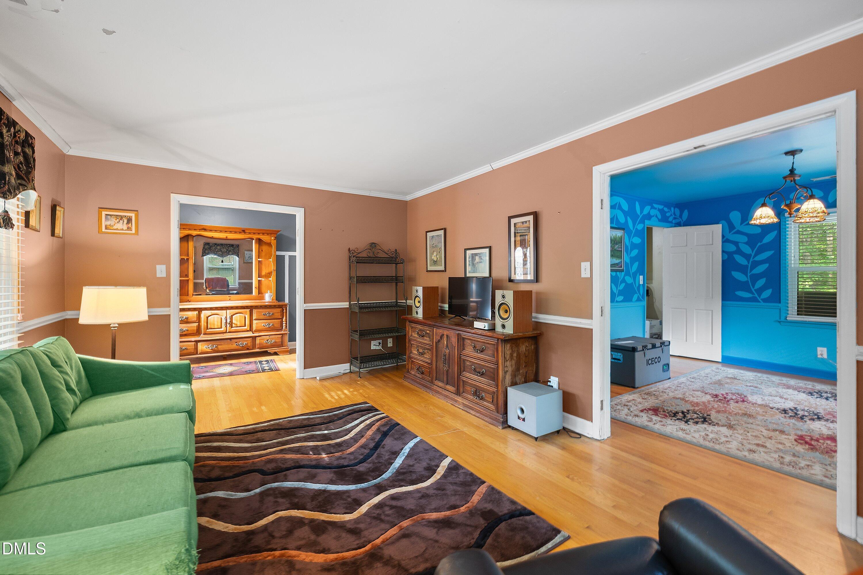 4909 North Hills Drive Property Photo 11