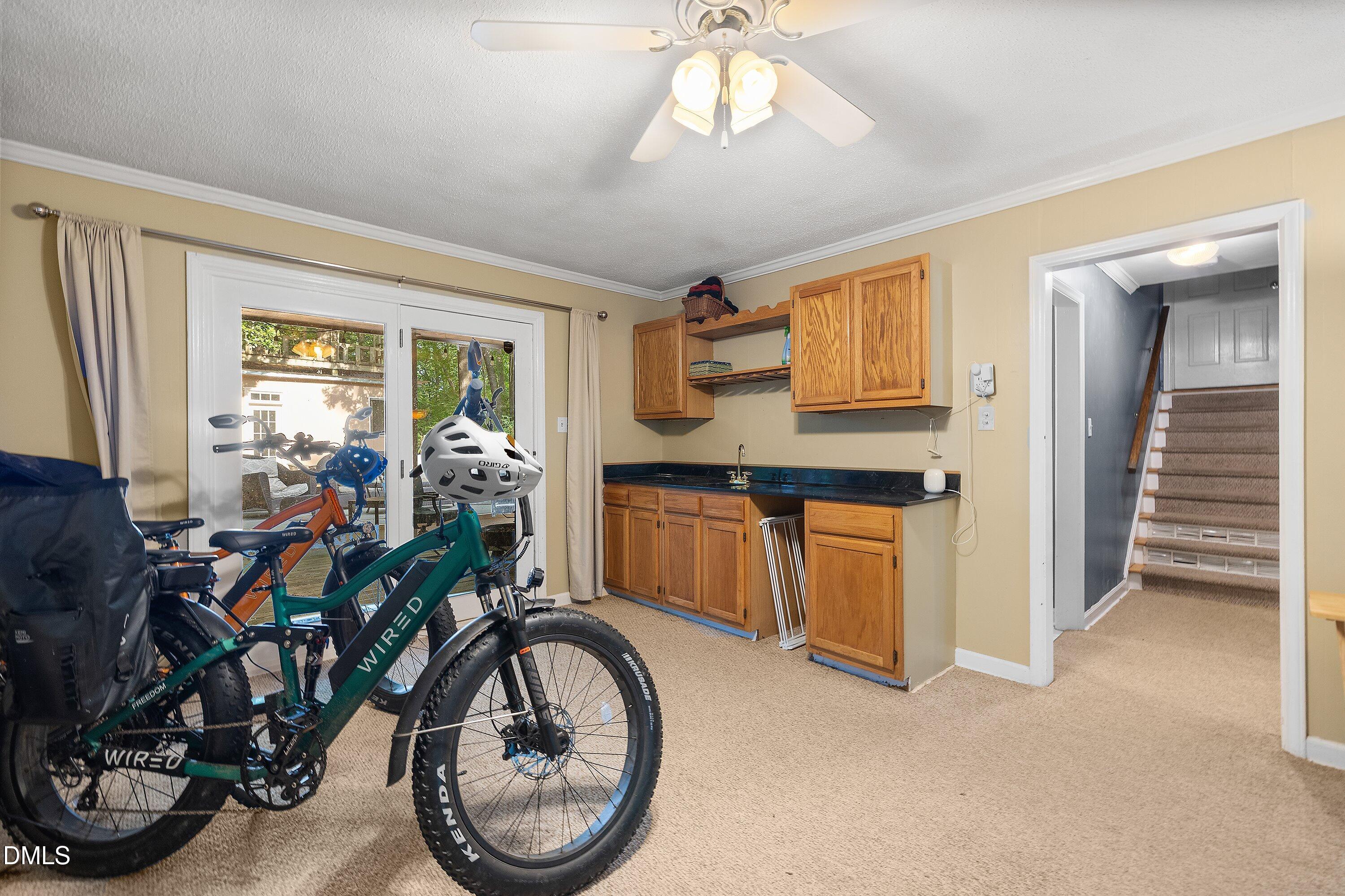 4909 North Hills Drive Property Photo 24