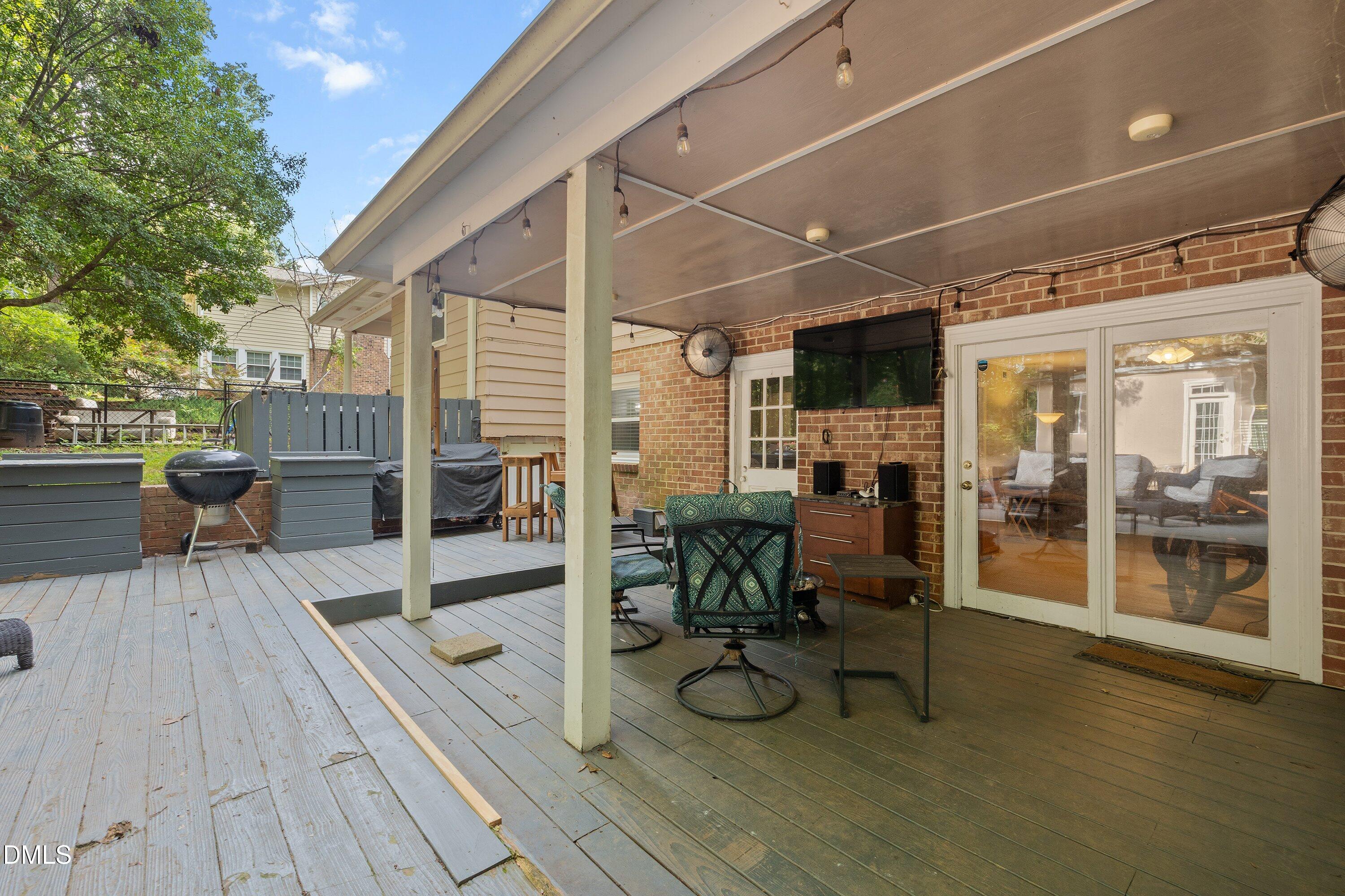 4909 North Hills Drive Property Photo 47