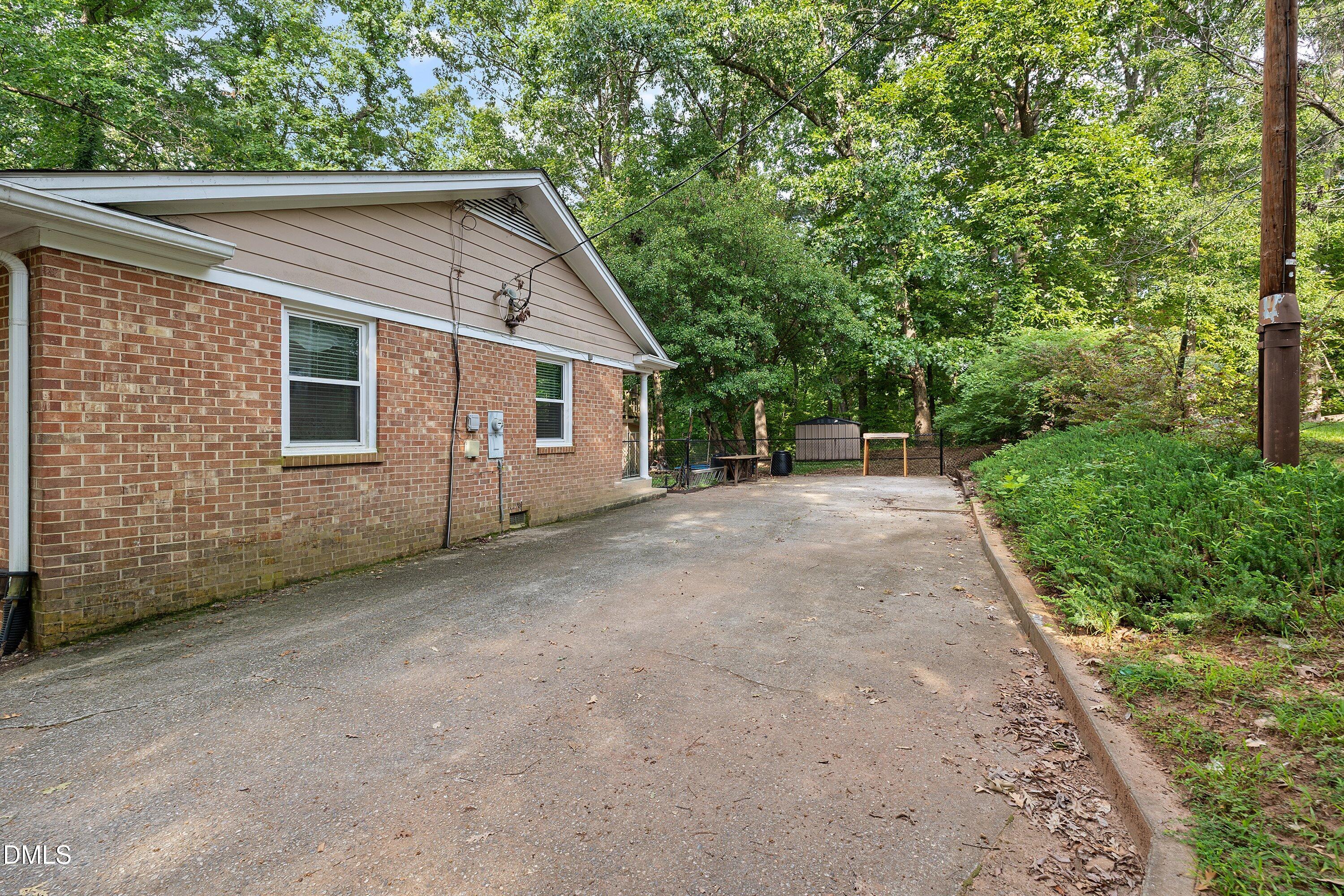 4909 North Hills Drive Property Photo 58