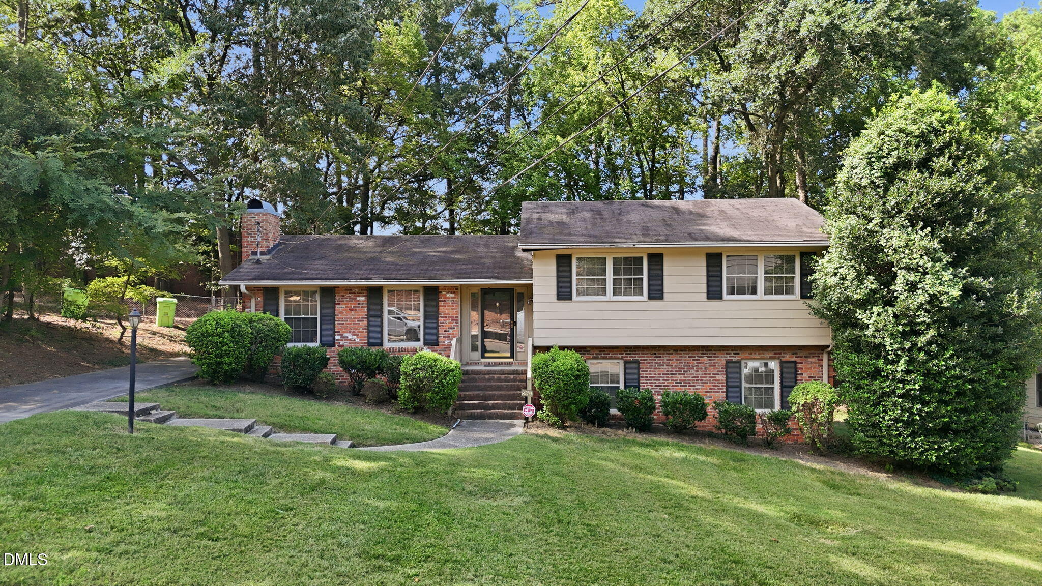 505 Currituck Drive Property Photo 1