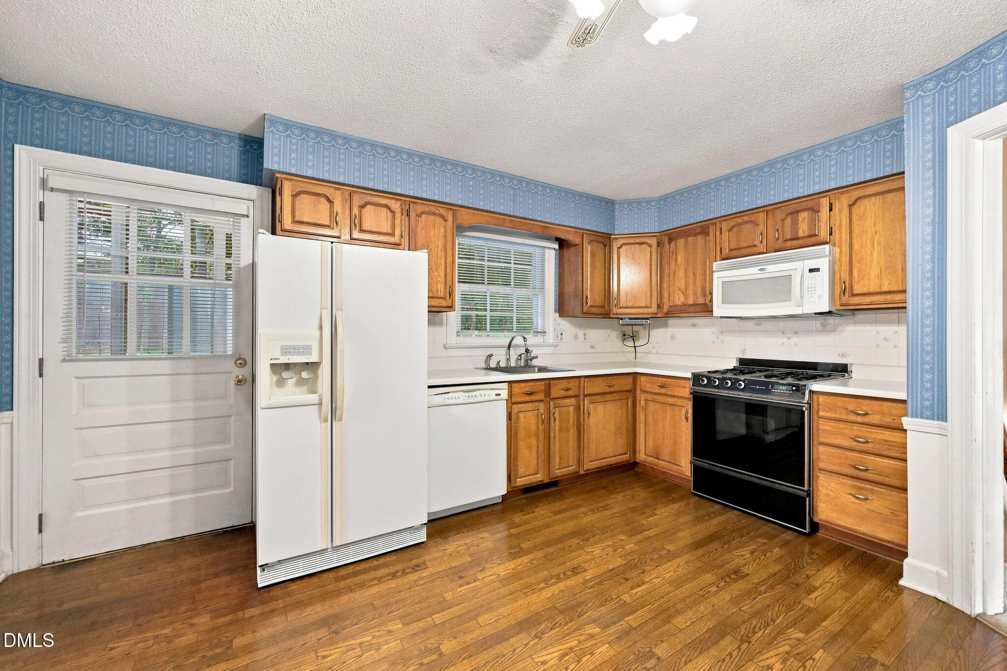 505 Currituck Drive Property Photo 4