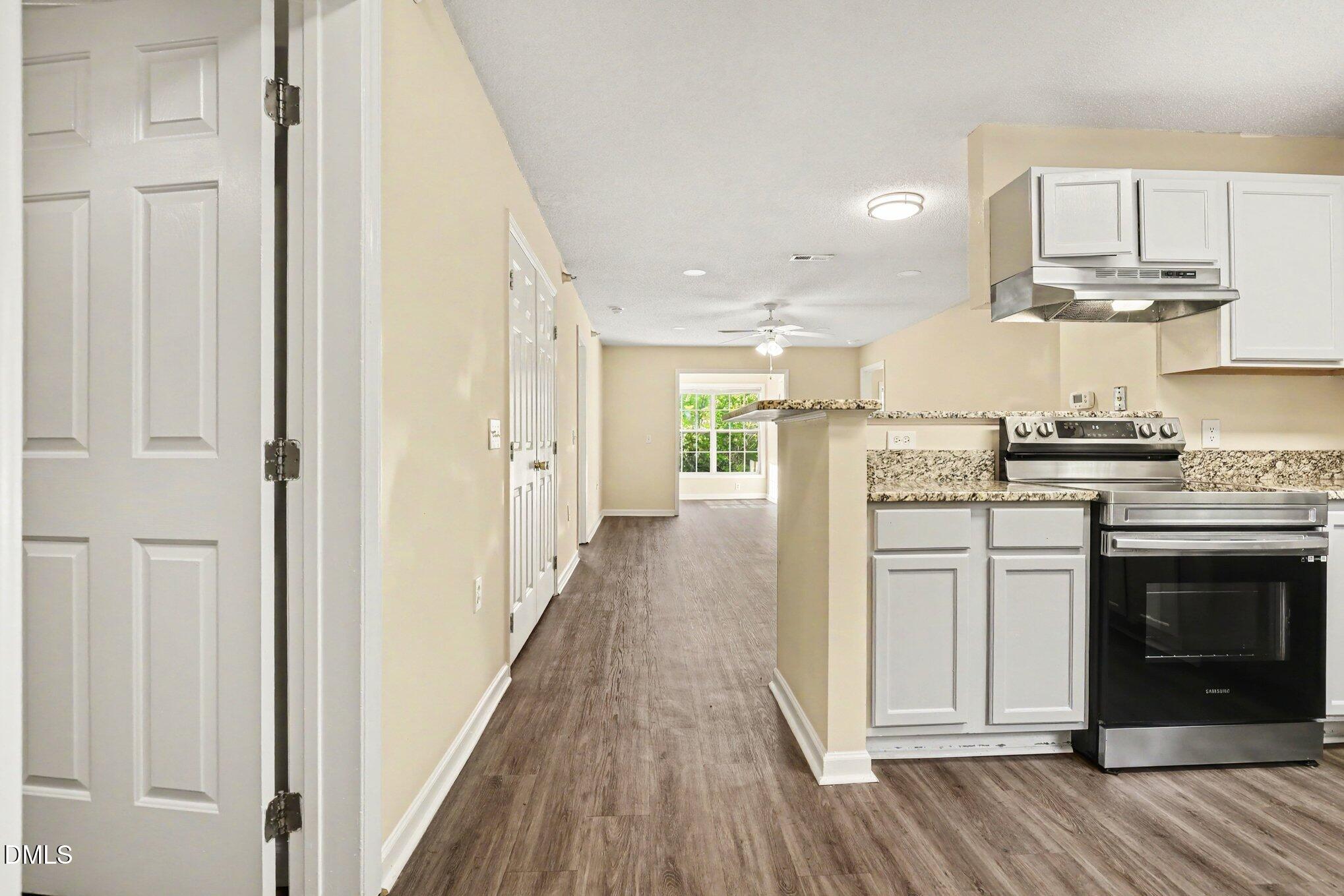 2000 University Woods Road 303 Property Photo 9