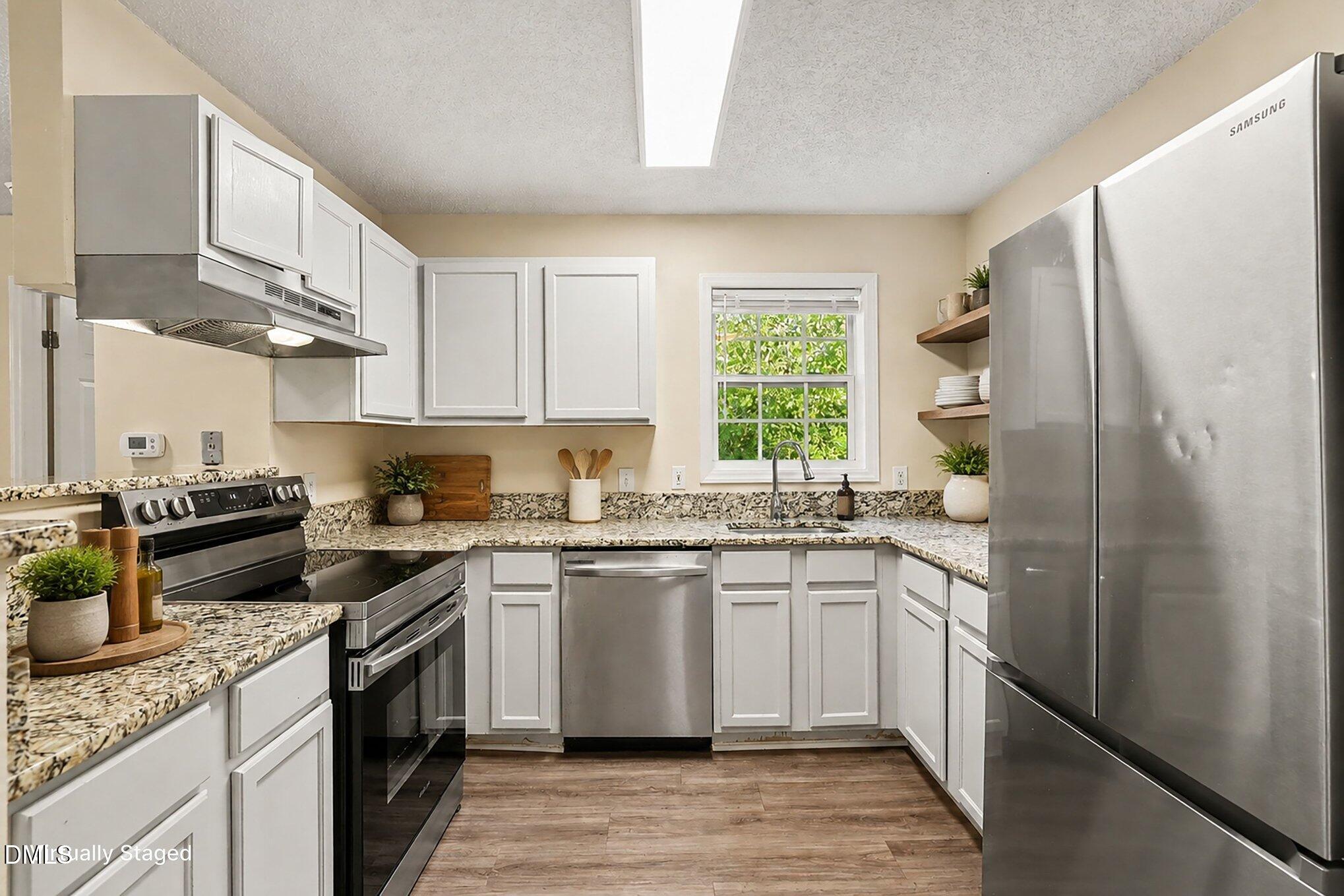 2000 University Woods Road 303 Property Photo 11