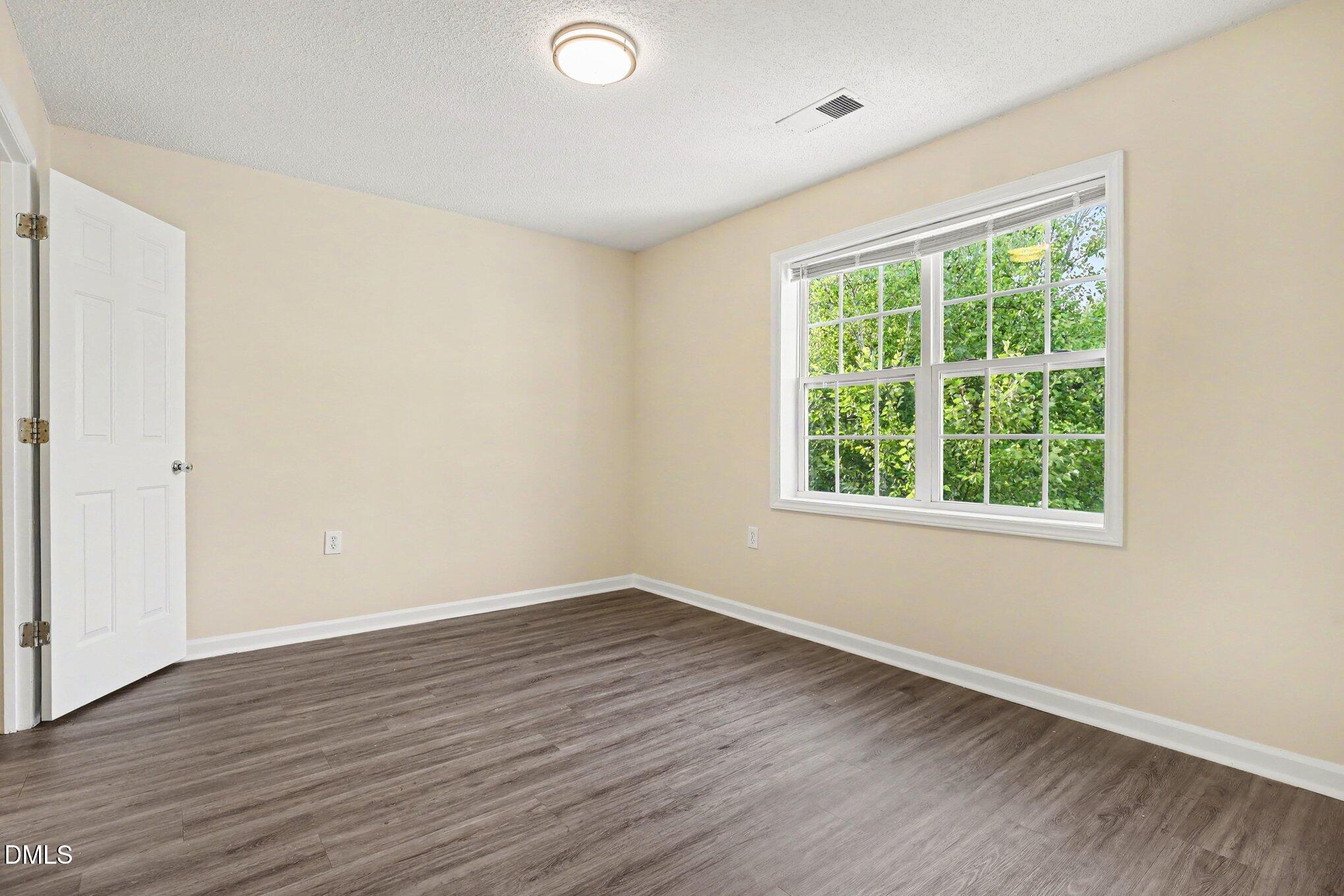 2000 University Woods Road 303 Property Photo 22
