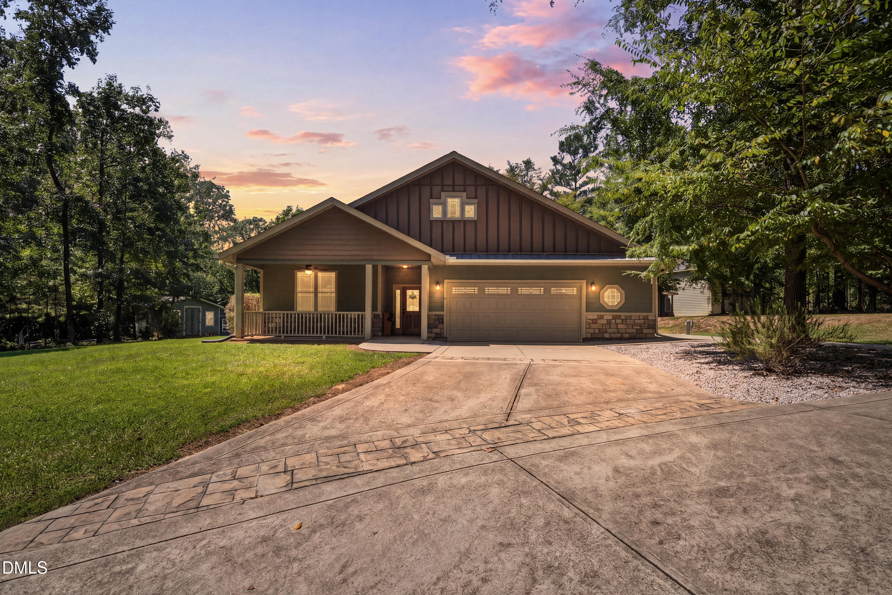 127 Sacred Fire Road Property Photo 1