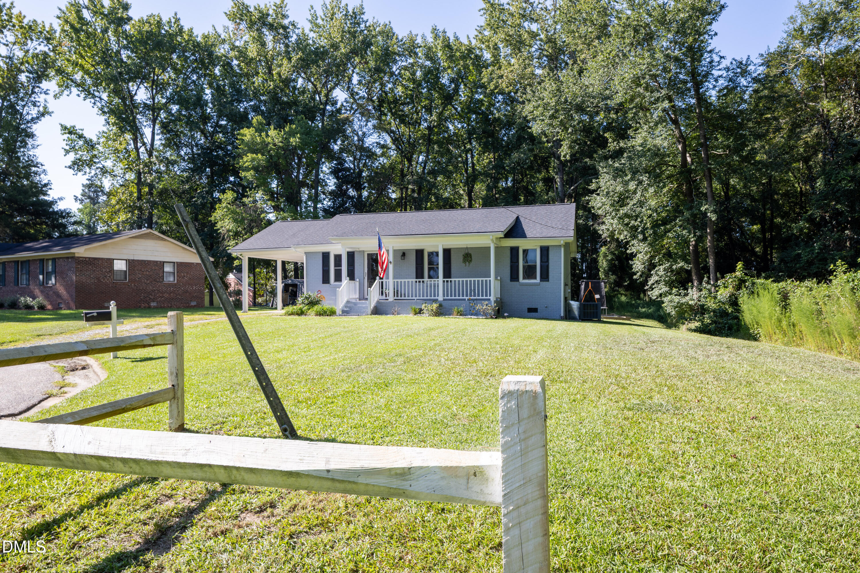 1307 W Pearsall Street Property Photo 25