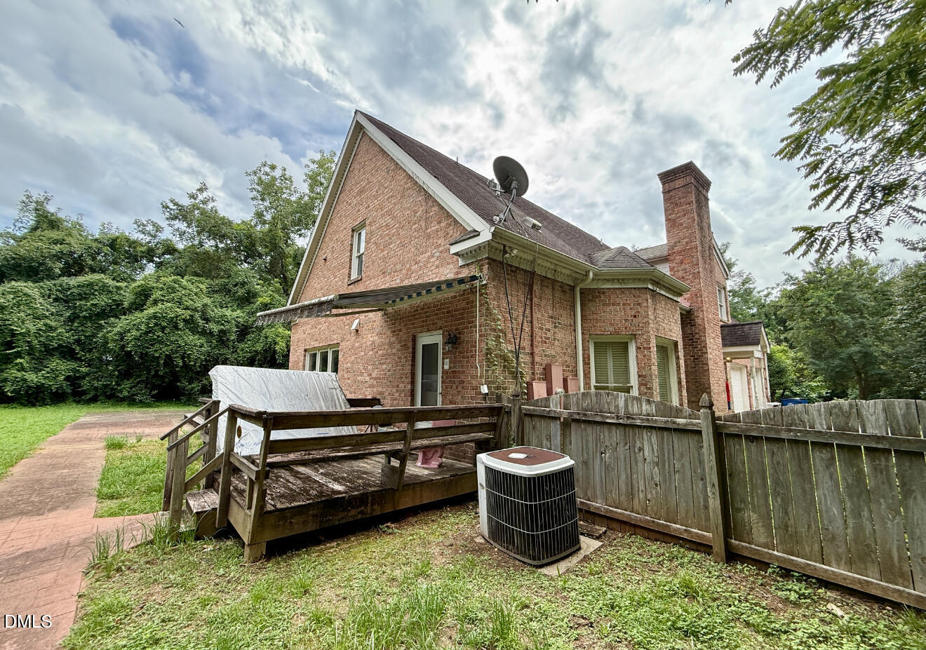 6508 Litchford Road Property Photo 5