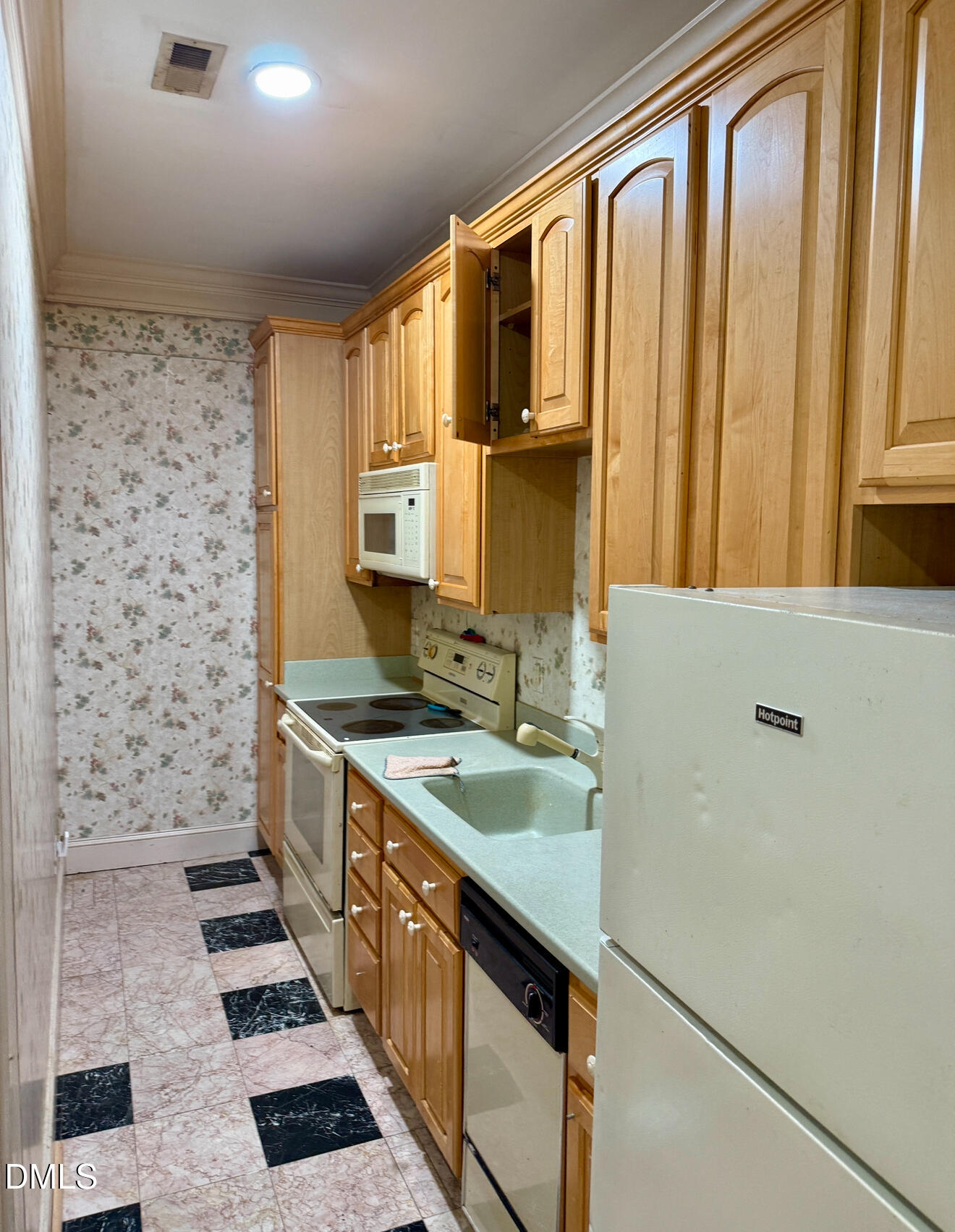 6508 Litchford Road Property Photo 11