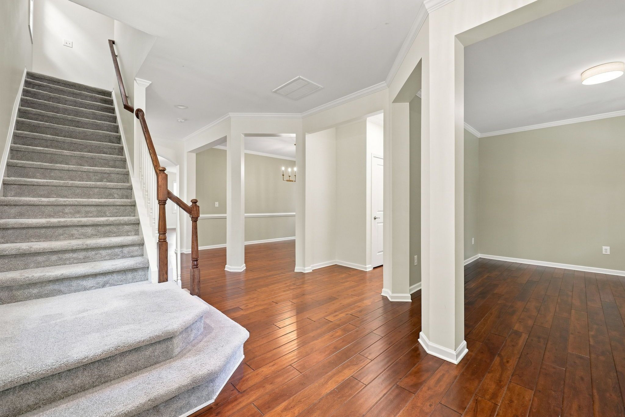 5538 Wade Park Boulevard Property Photo 5