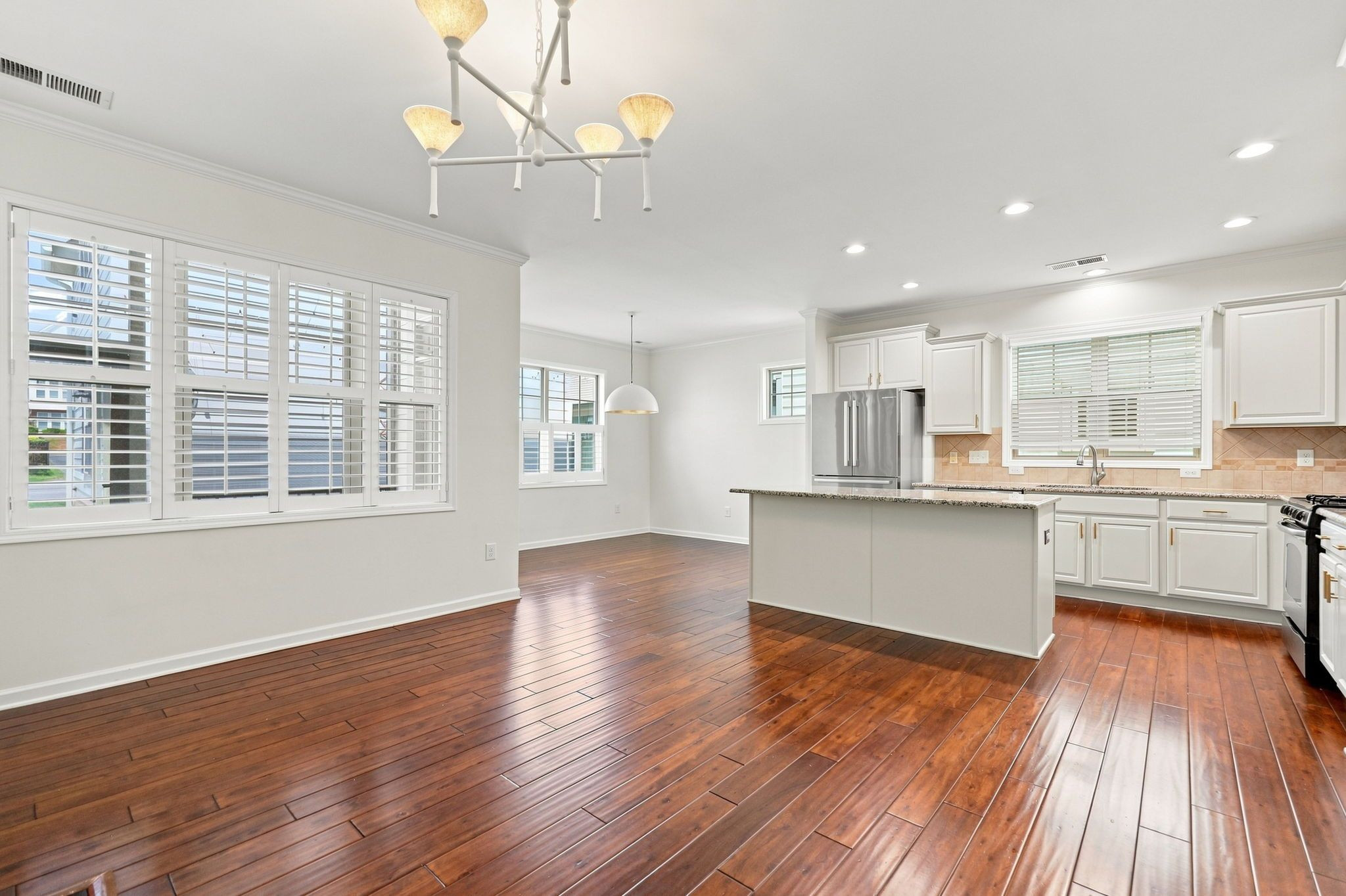 5538 Wade Park Boulevard Property Photo 8