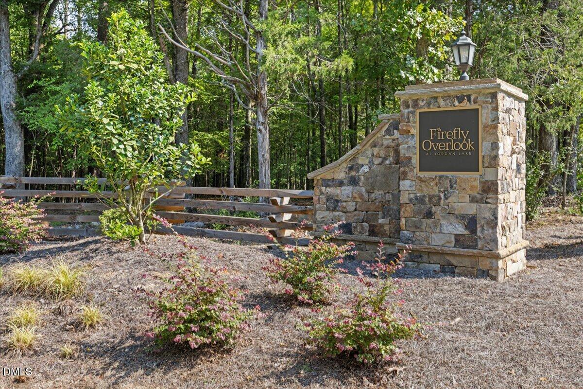 93 Firefly Overlook Road Property Photo 3