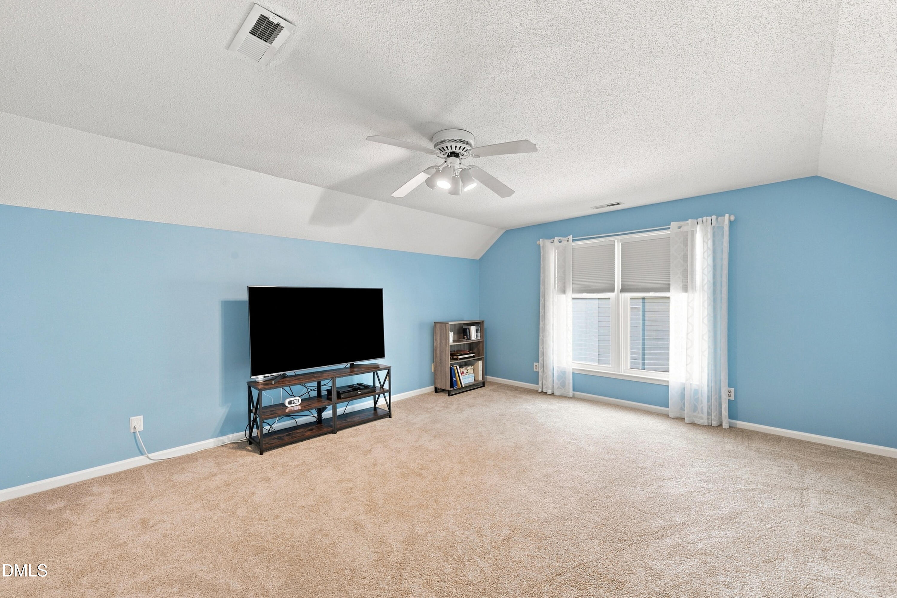 112 Sequoia Court Property Photo 27