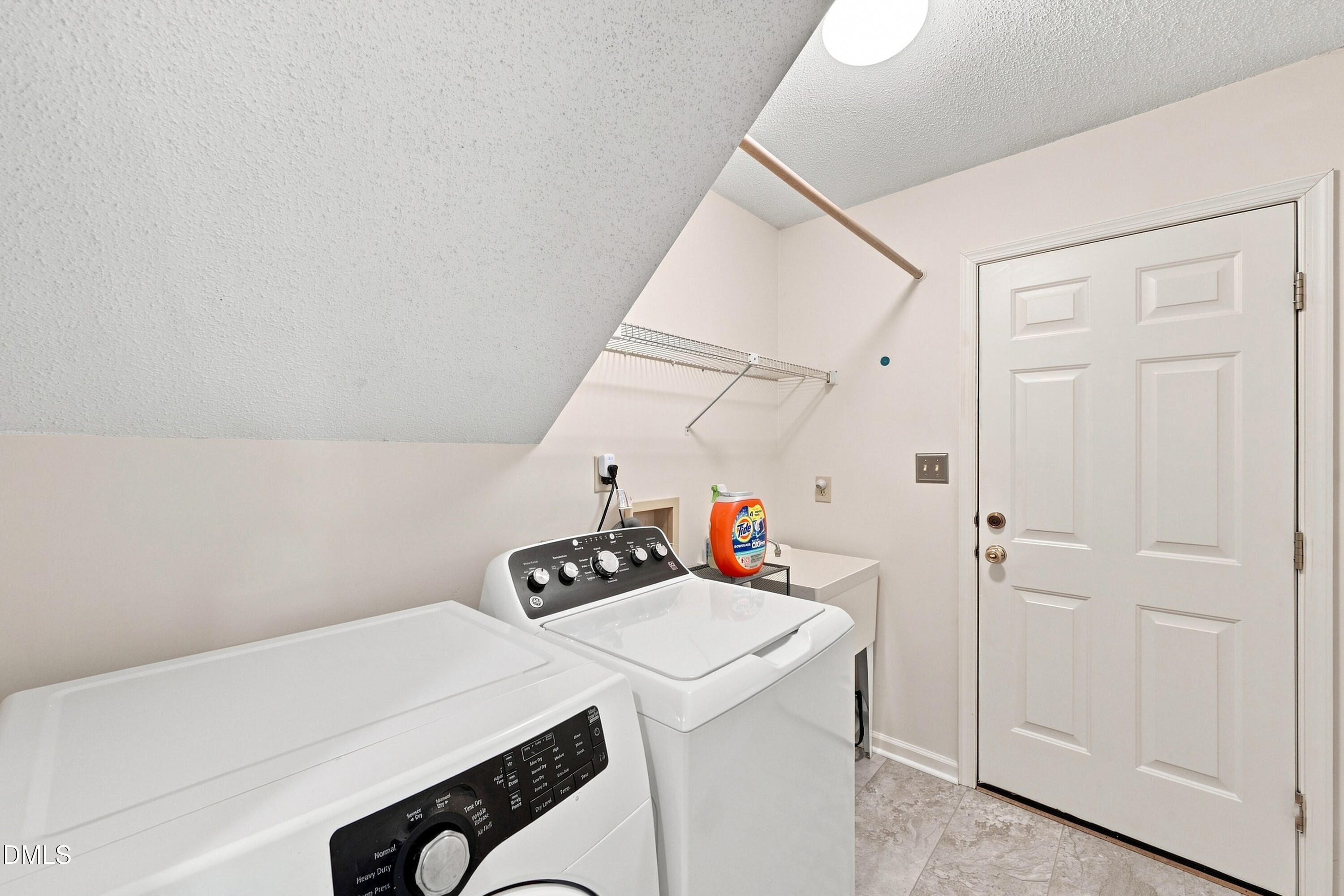 112 Sequoia Court Property Photo 34