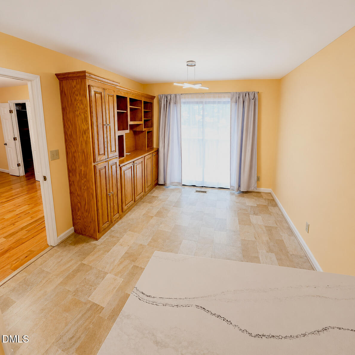106 Montrose Drive Property Photo 11