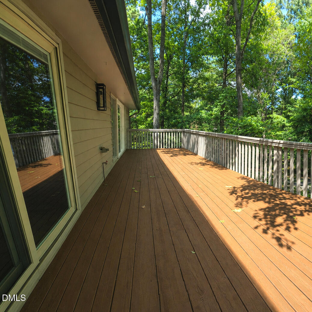 106 Montrose Drive Property Photo 13