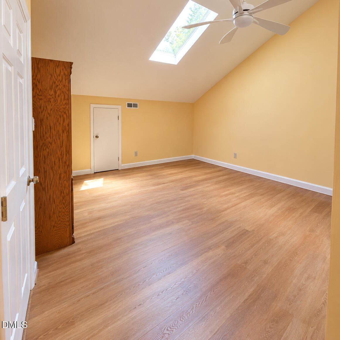 106 Montrose Drive Property Photo 33