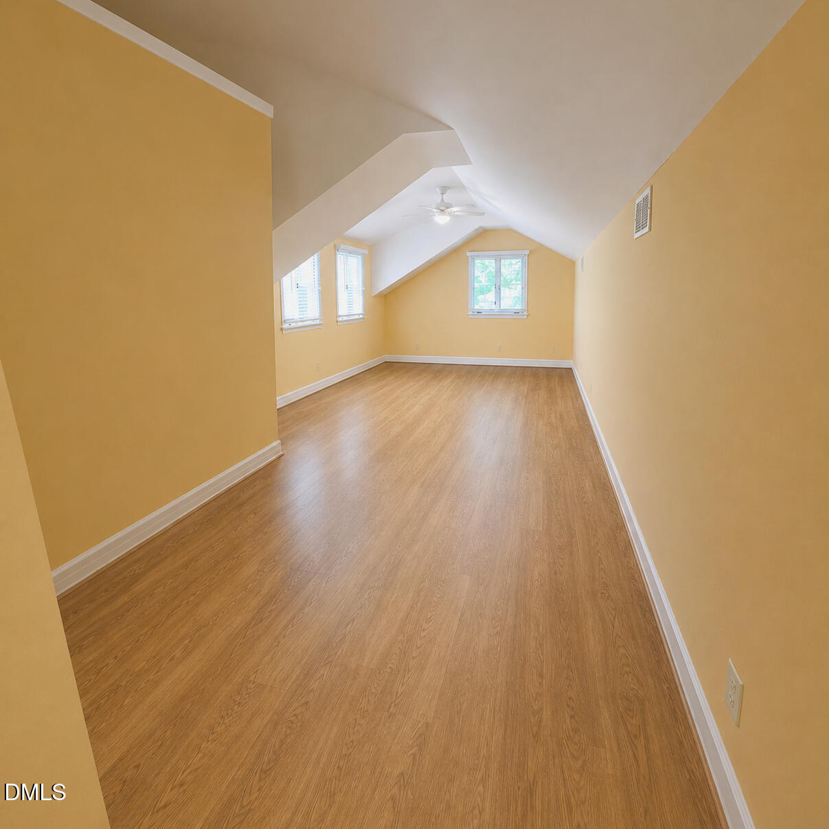 106 Montrose Drive Property Photo 35