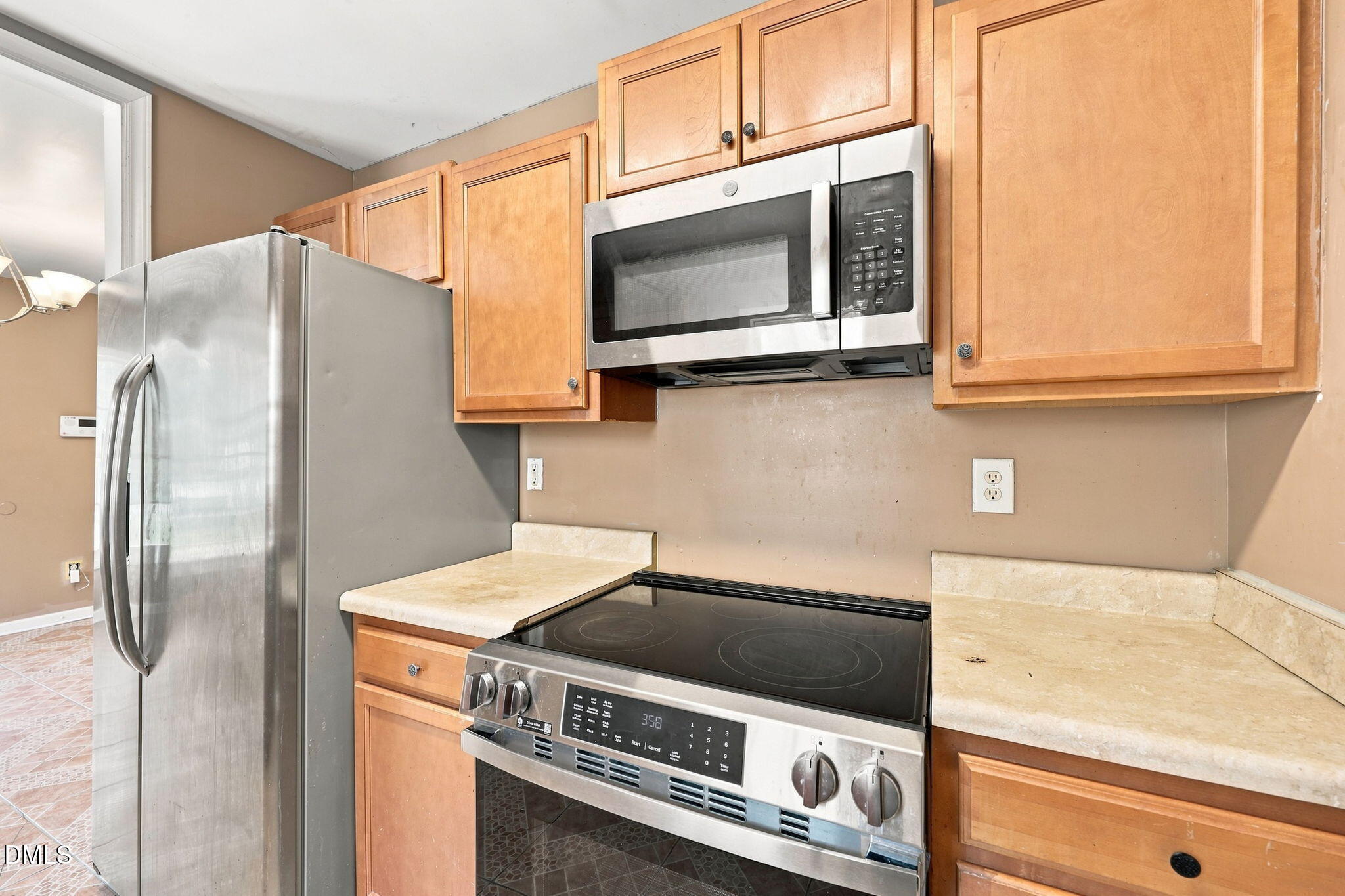 806 Piper Street Property Photo 16