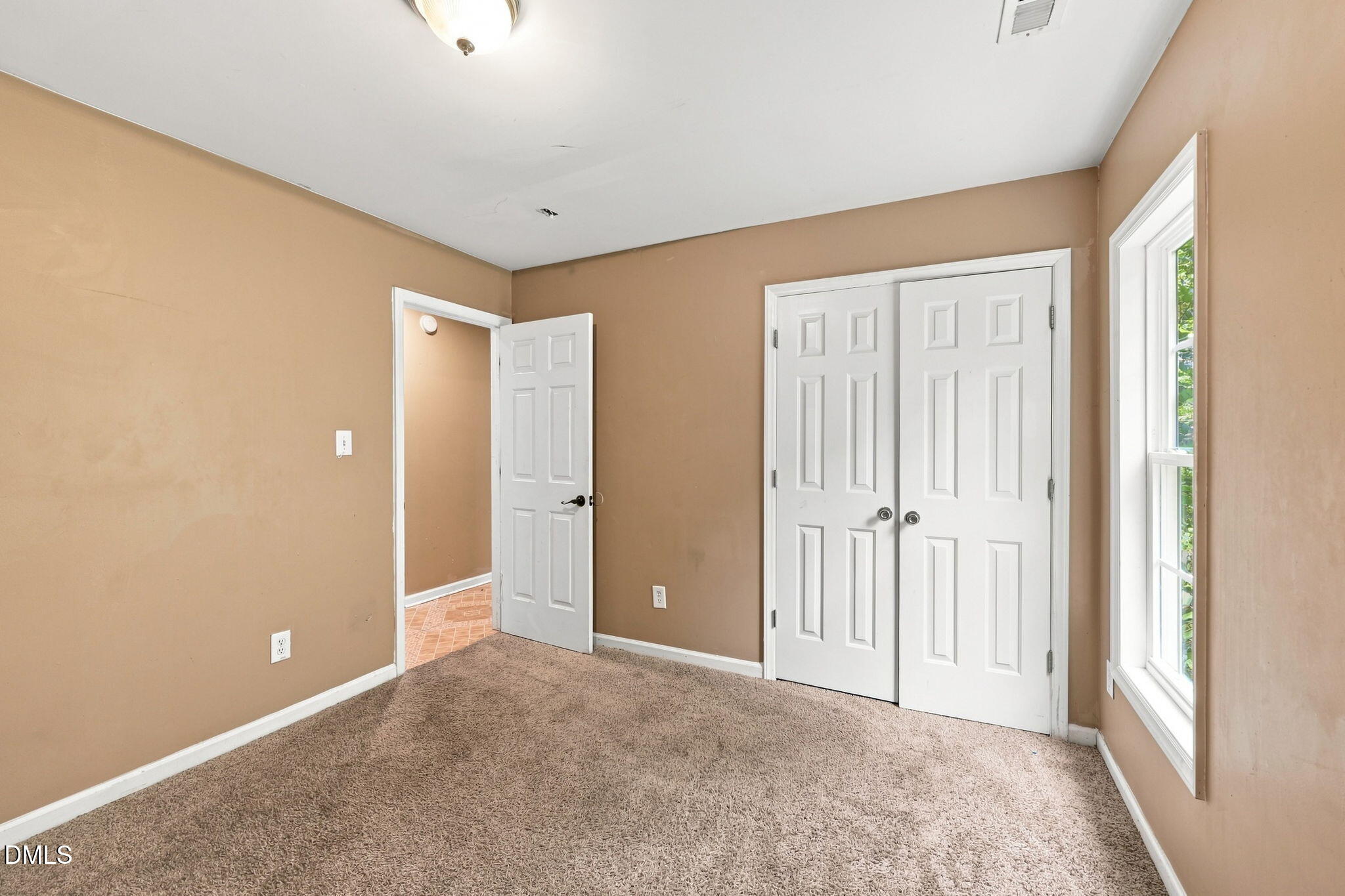 806 Piper Street Property Photo 24