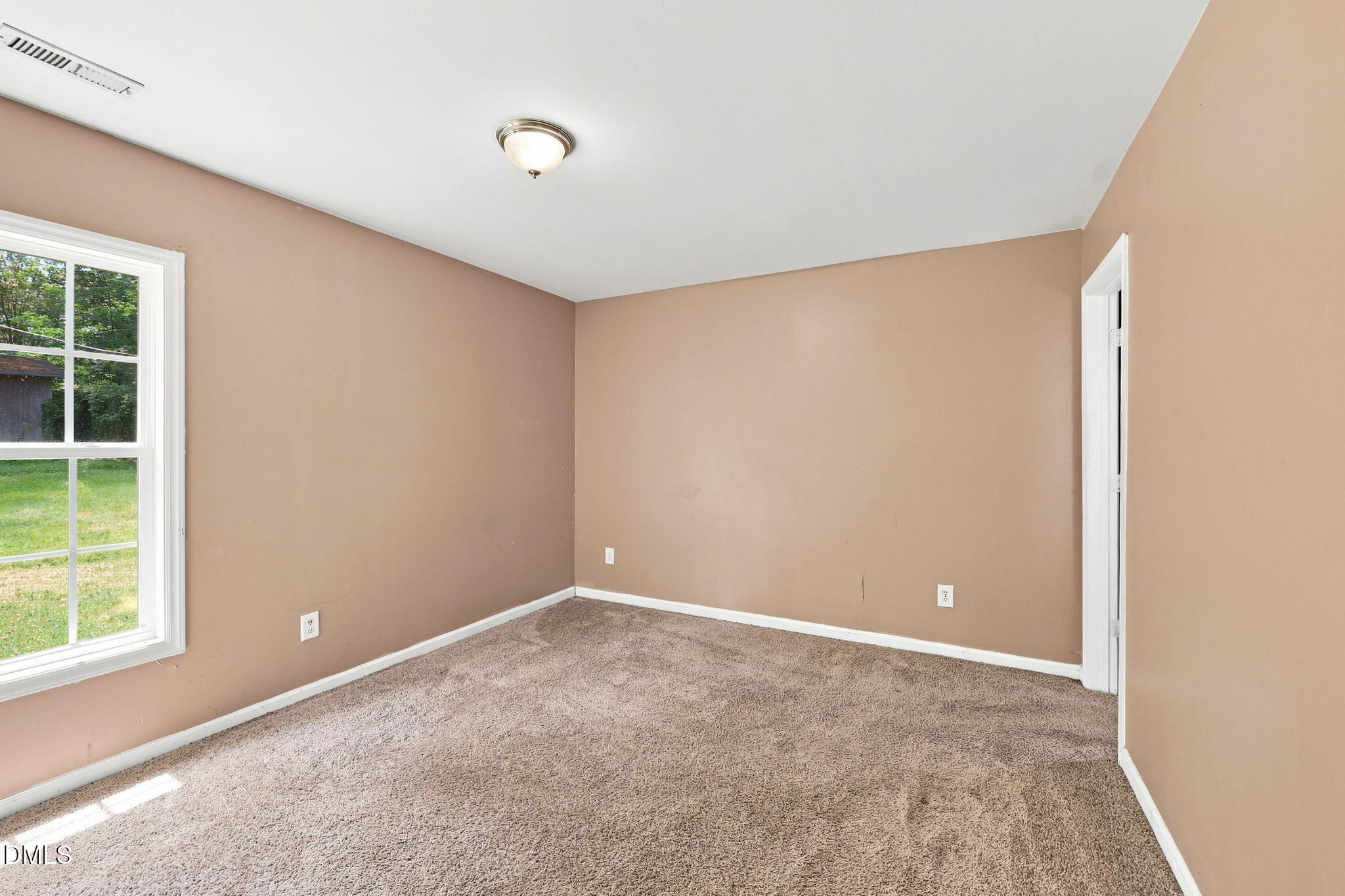 806 Piper Street Property Photo 26