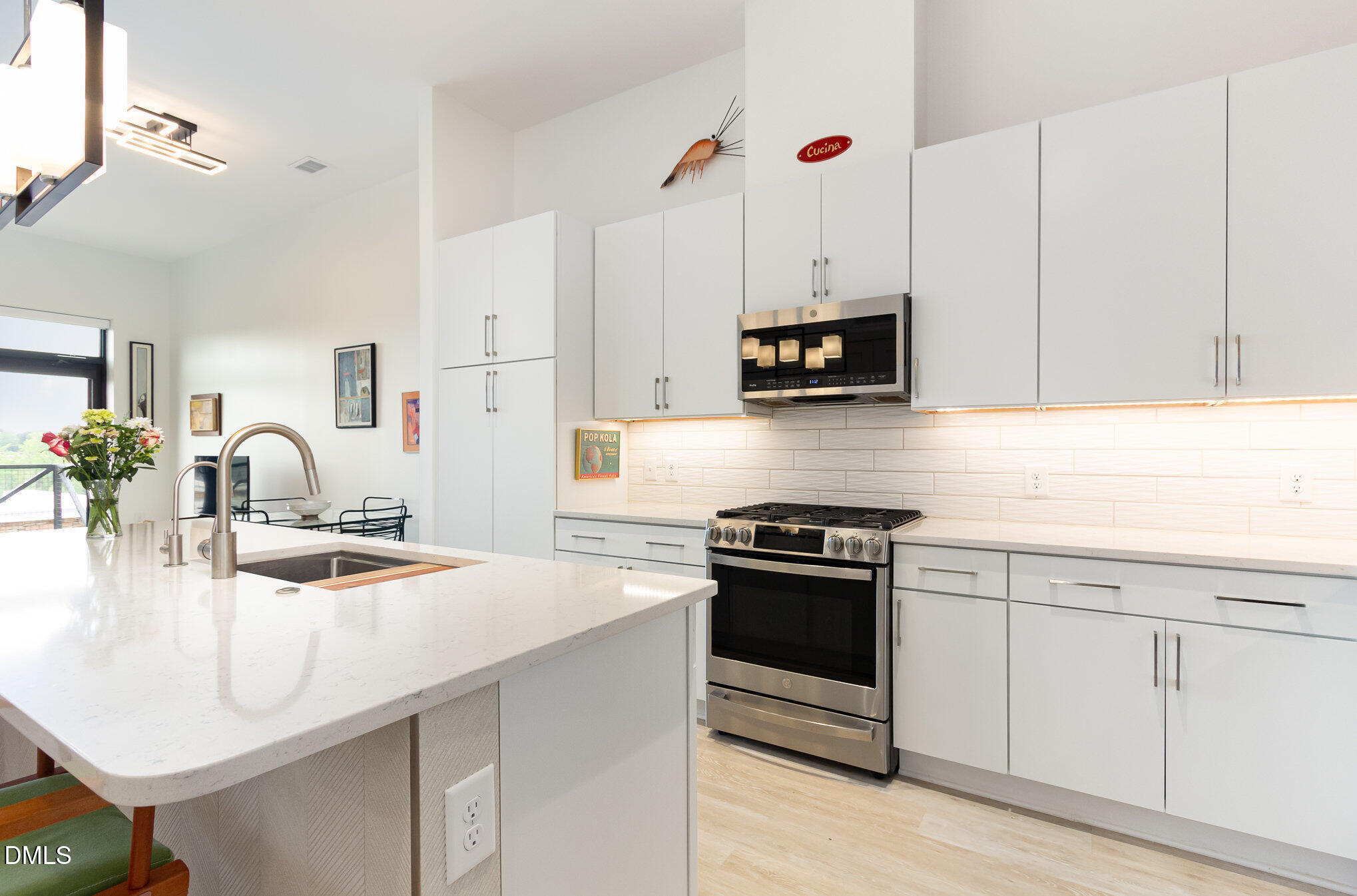 120 Mosaic Boulevard 308 Property Photo 11