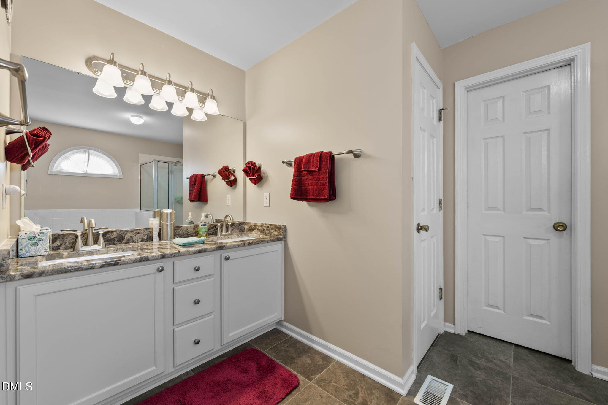 200 Melksham Road Property Photo 18