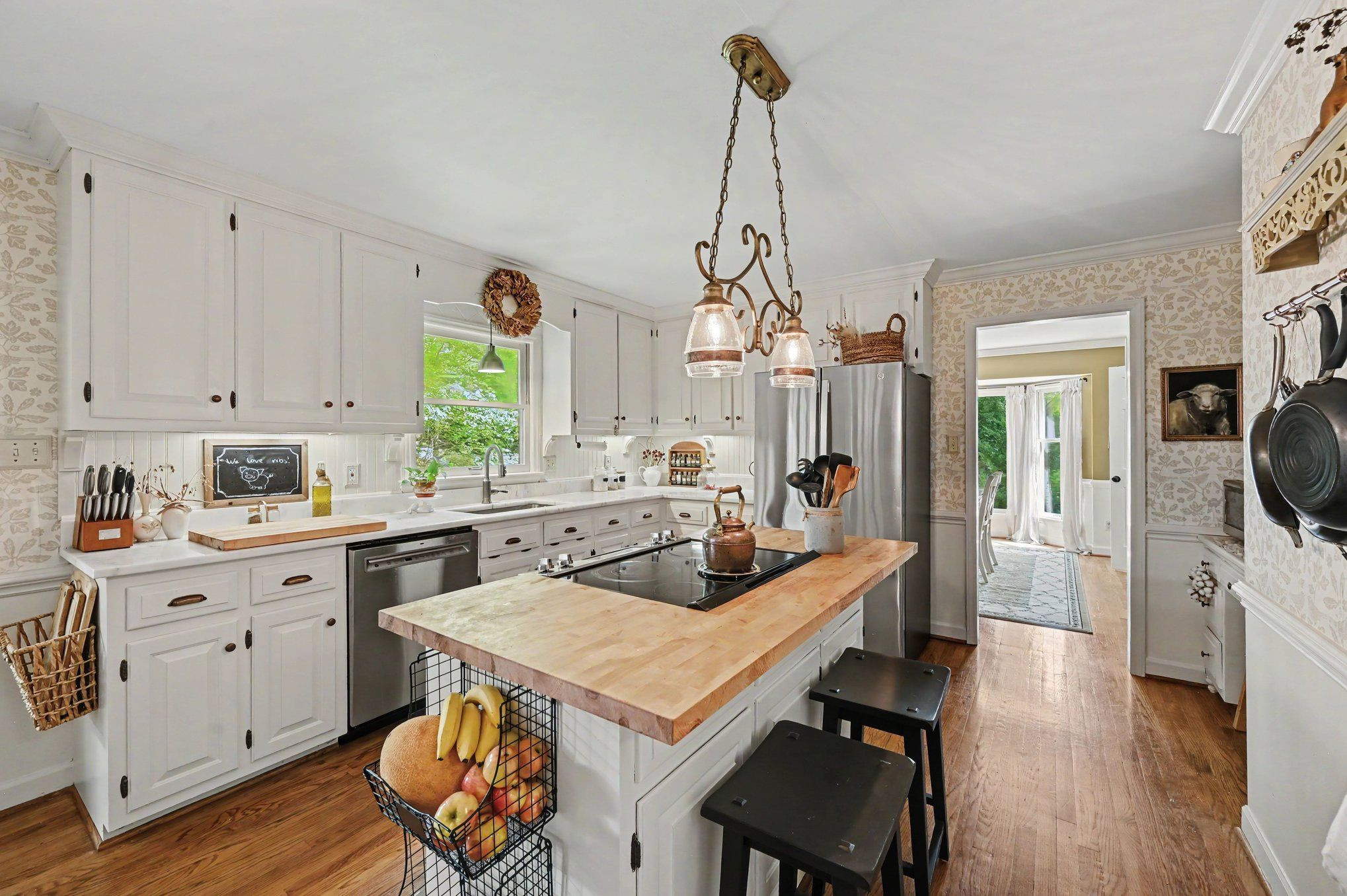 1812 Grande Oaks Road Property Photo 3