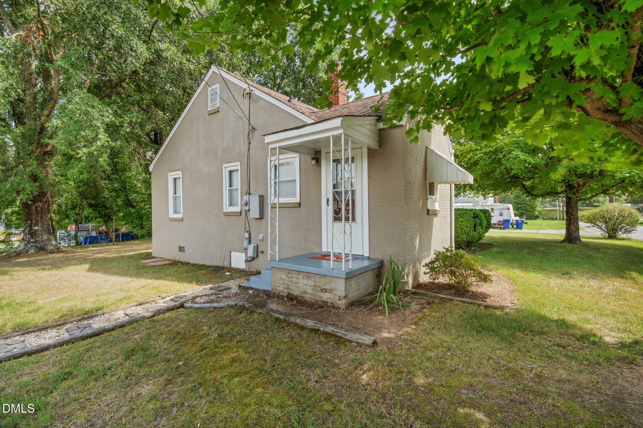 231 Miller Street Property Photo 2
