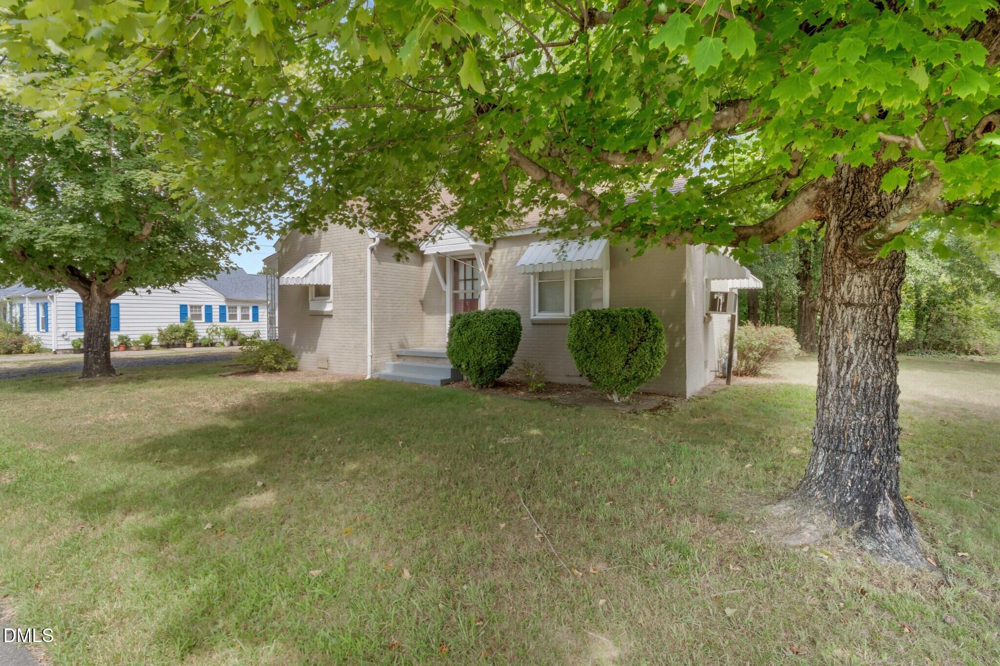 231 Miller Street Property Photo 6