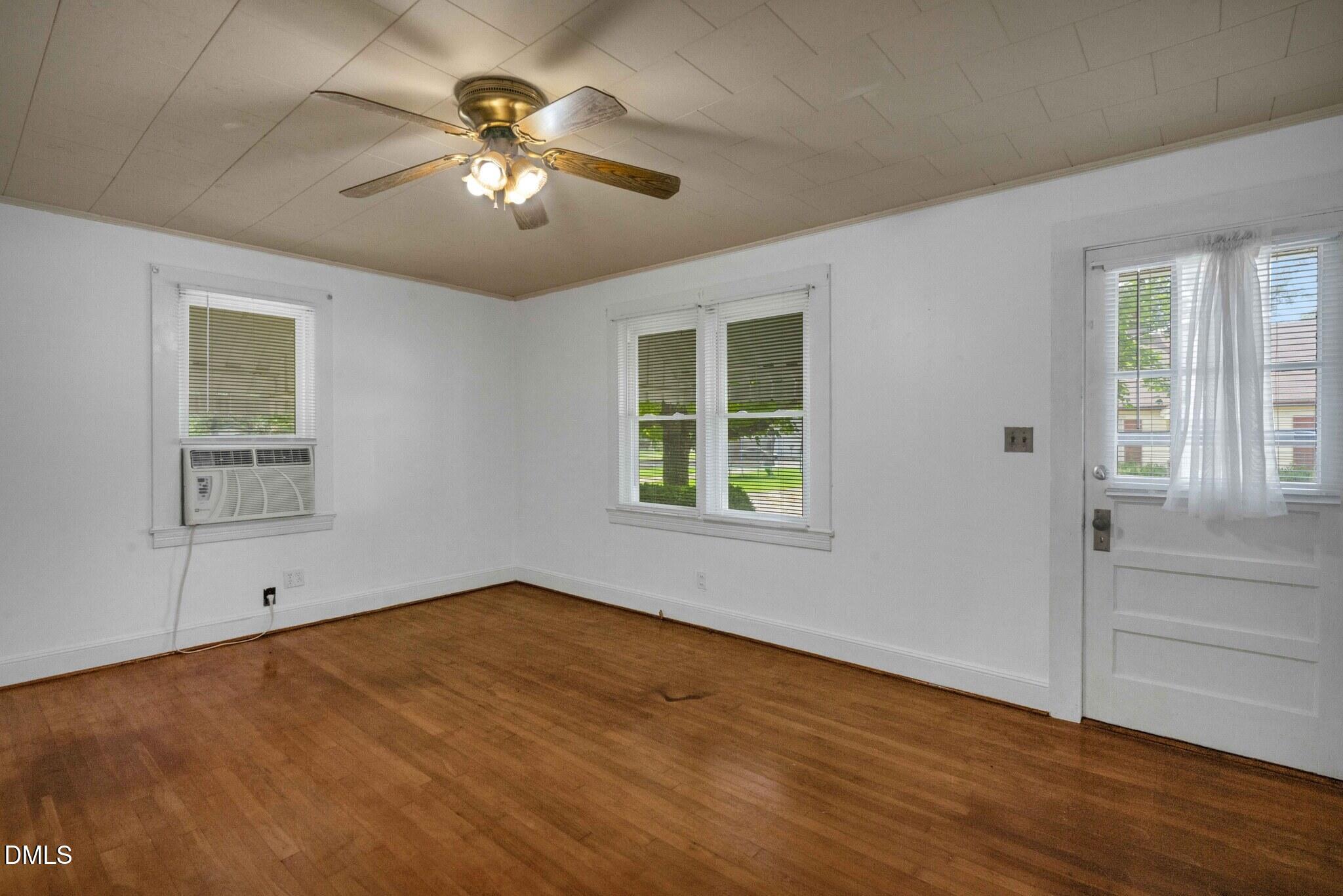 231 Miller Street Property Photo 24