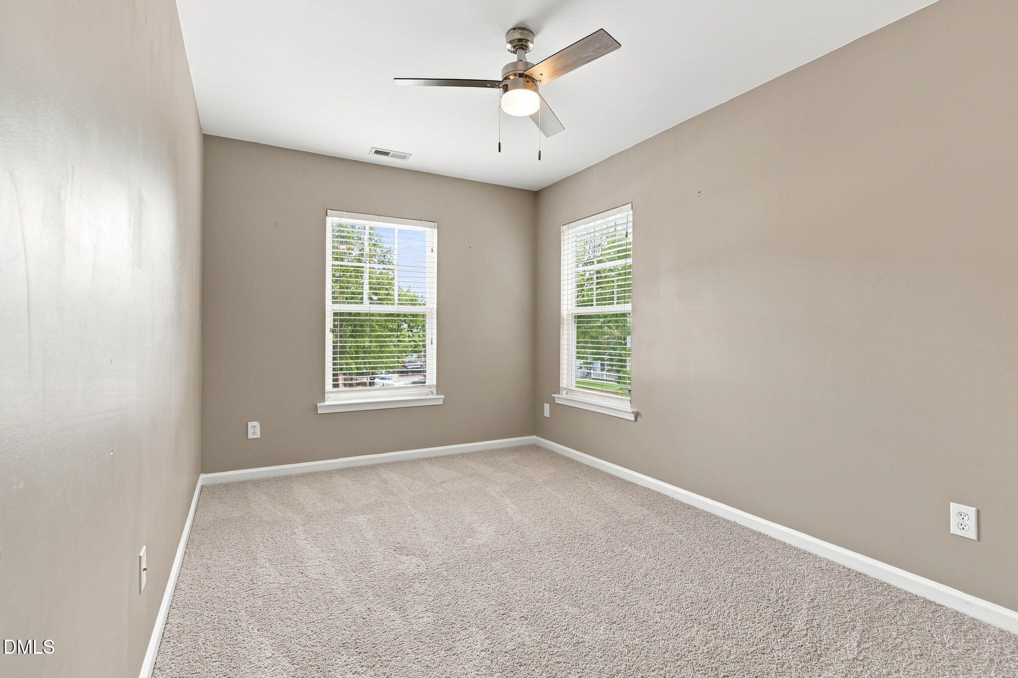 8621 Neuse Club Lane Property Photo 15