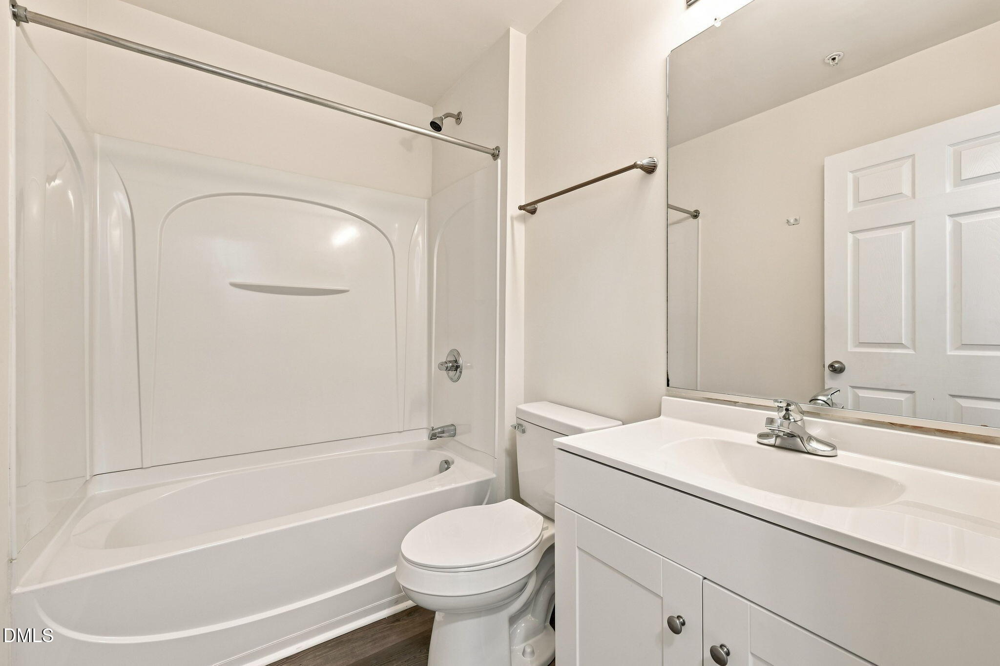 8621 Neuse Club Lane Property Photo 17