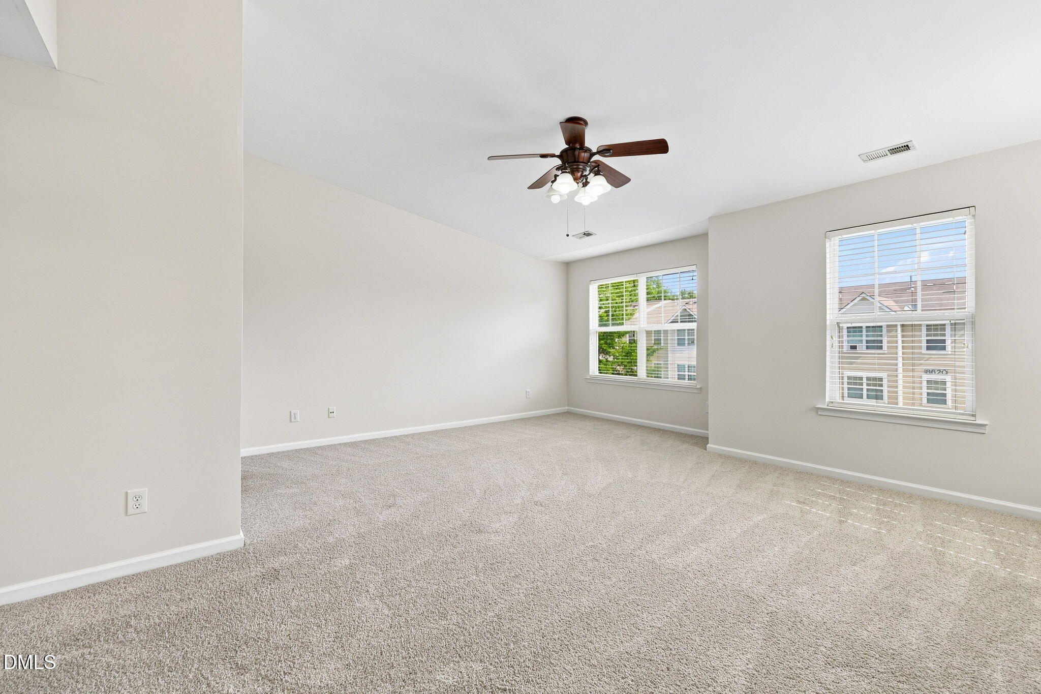 8621 Neuse Club Lane Property Photo 23
