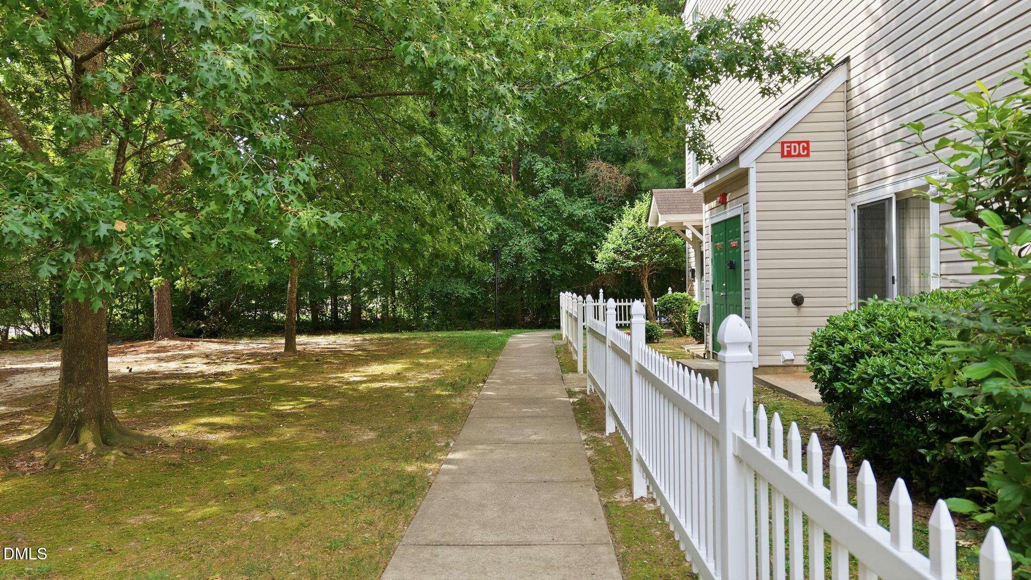 8621 Neuse Club Lane Property Photo 31