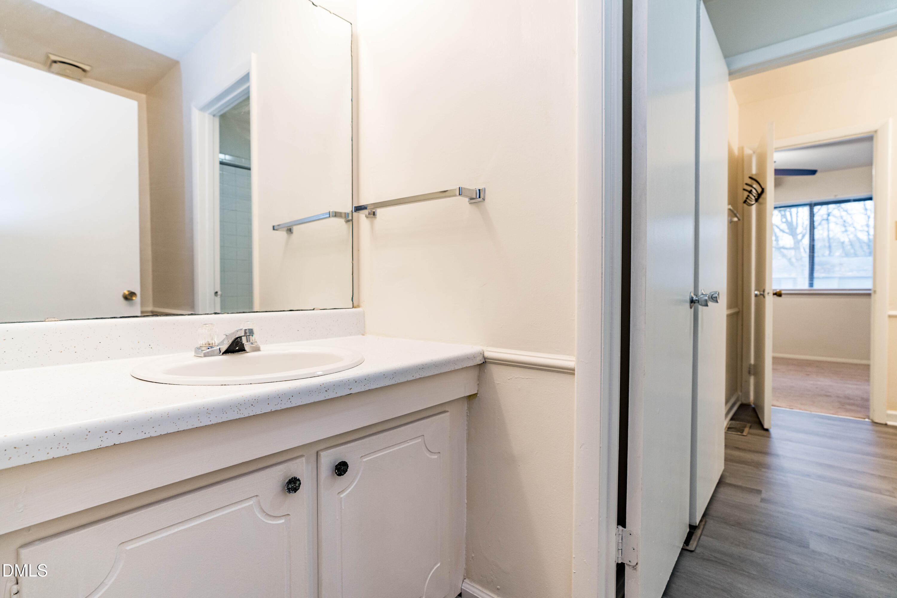 1232 Teakwood Place Property Photo 16