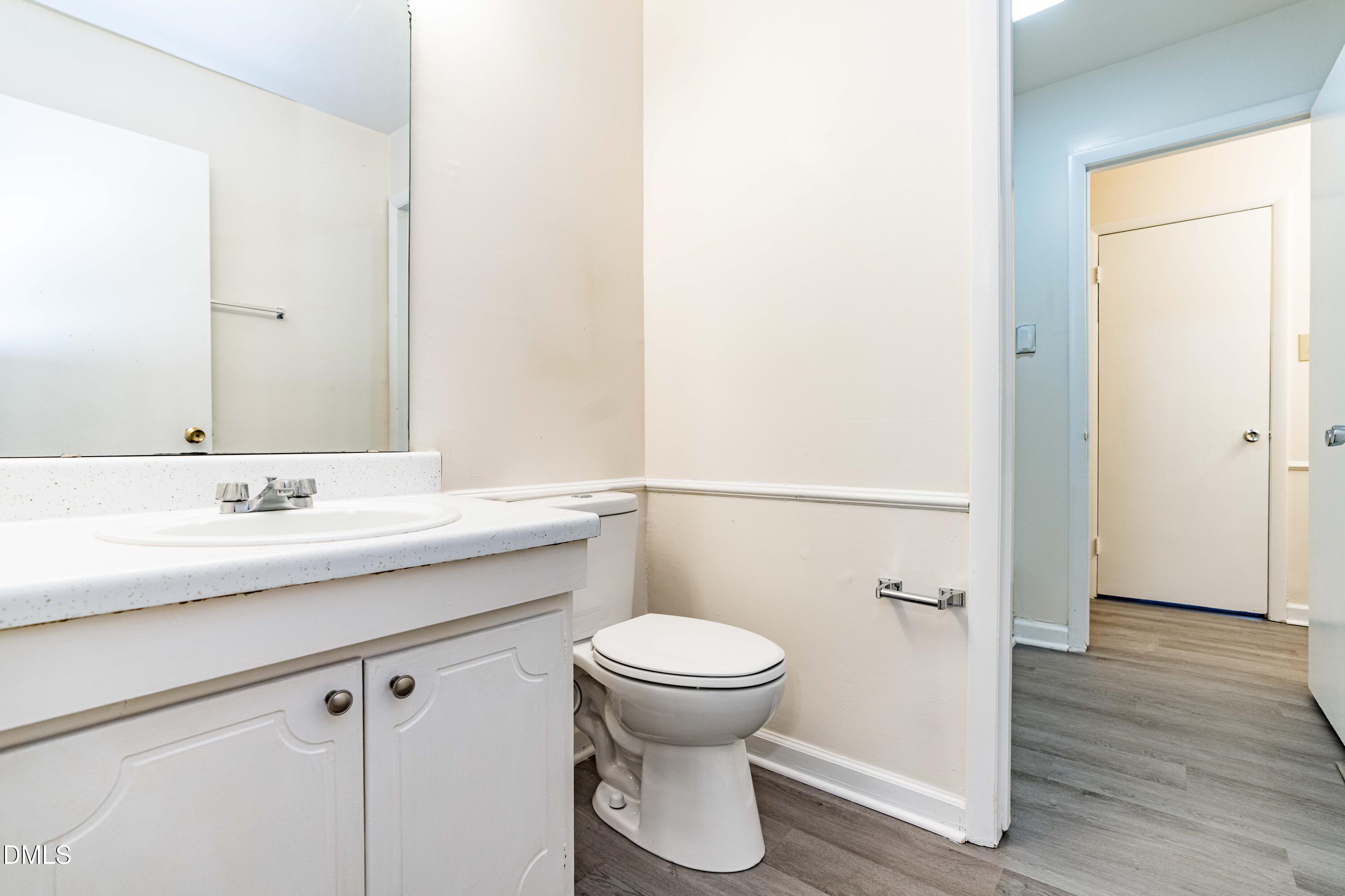 1232 Teakwood Place Property Photo 18