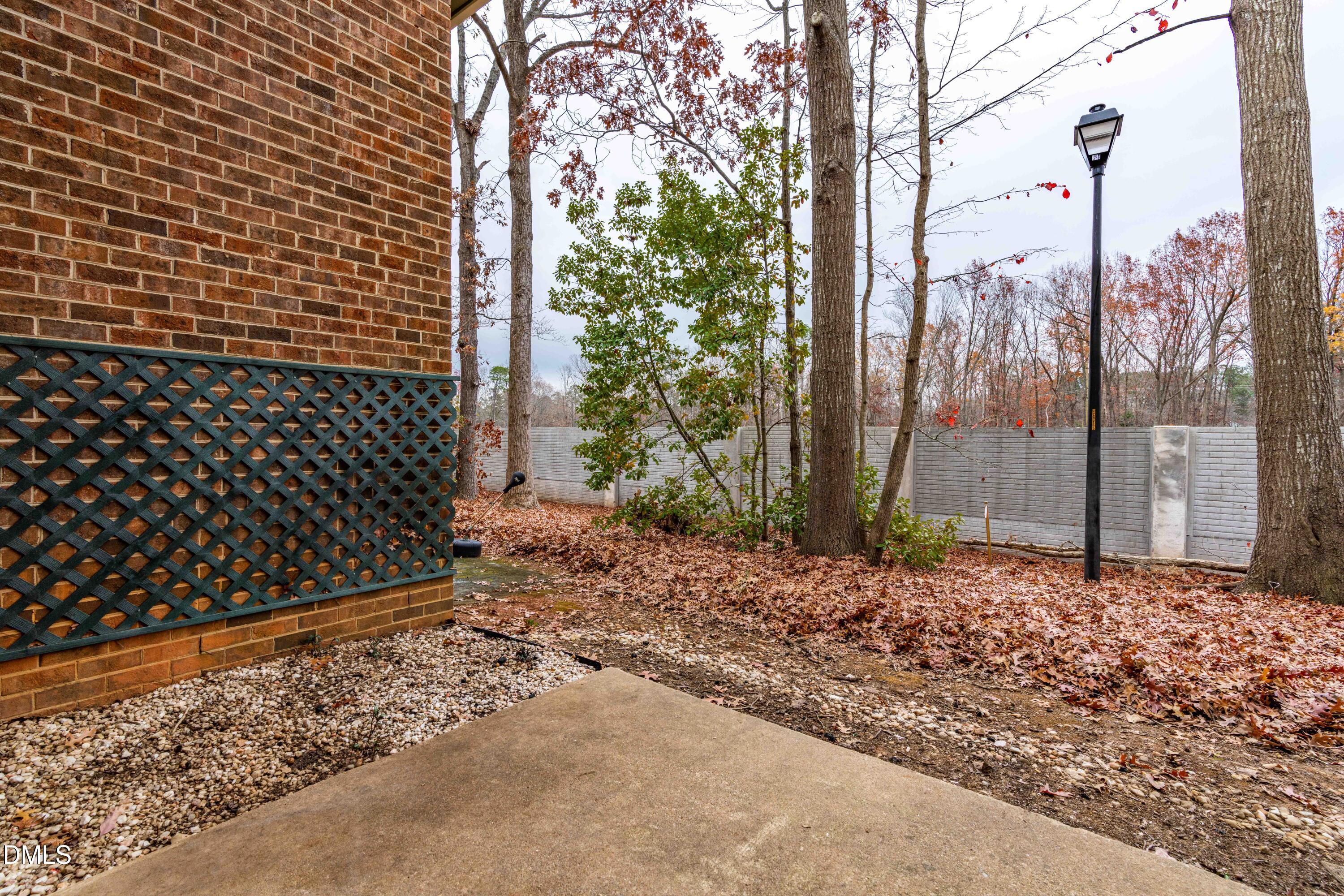 1232 Teakwood Place Property Photo 19
