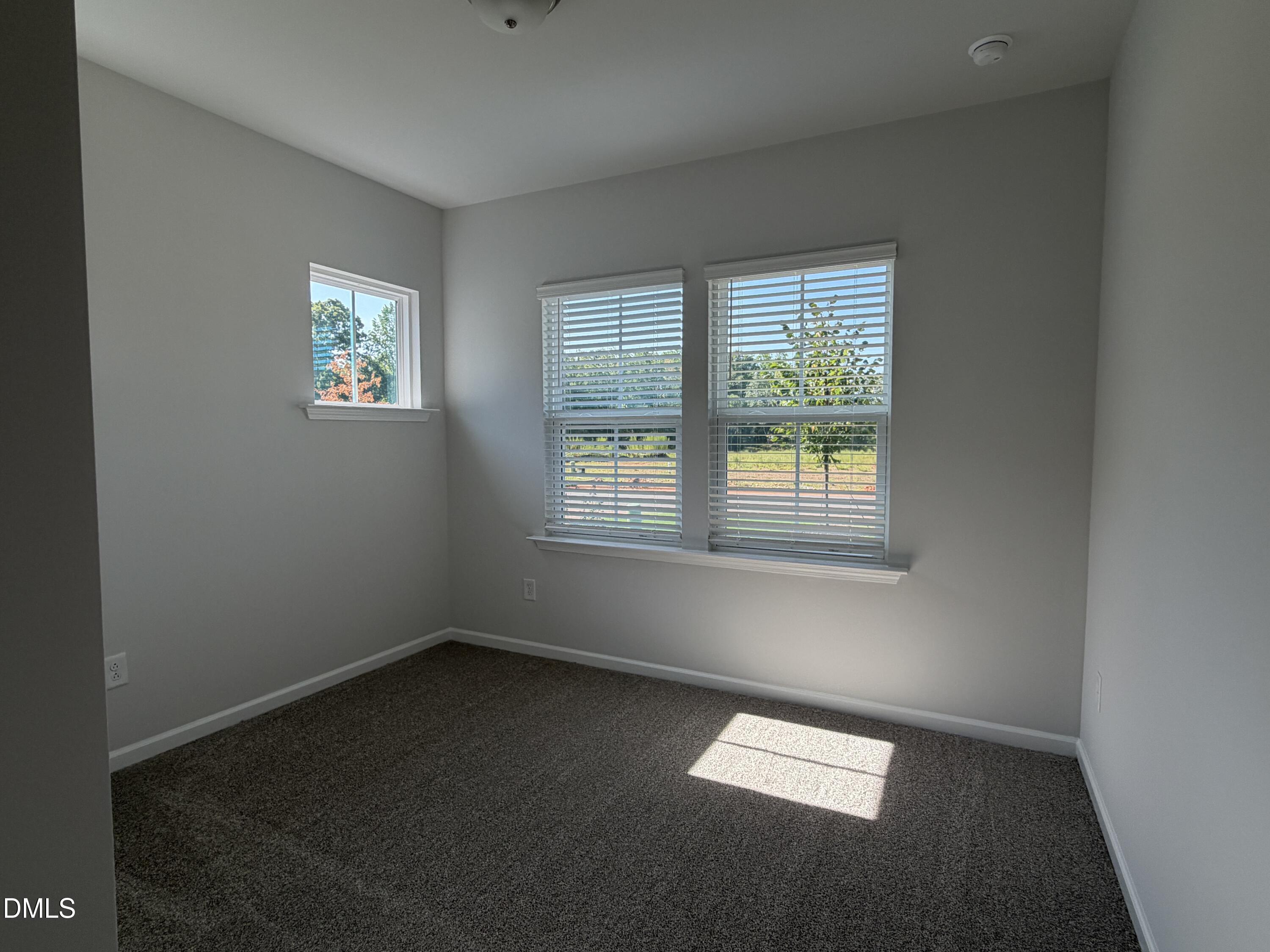 677 Fosterton Cottage Way Property Photo 10