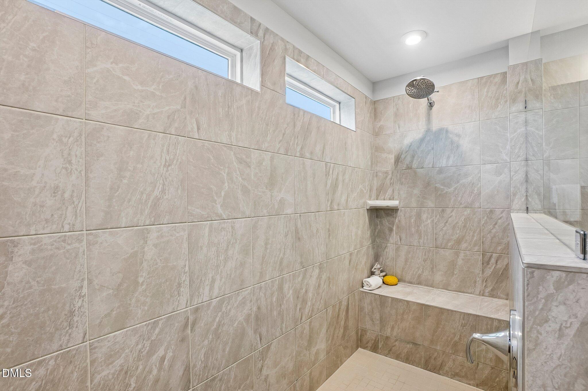 1207 Canary Pepper Drive Property Photo 14
