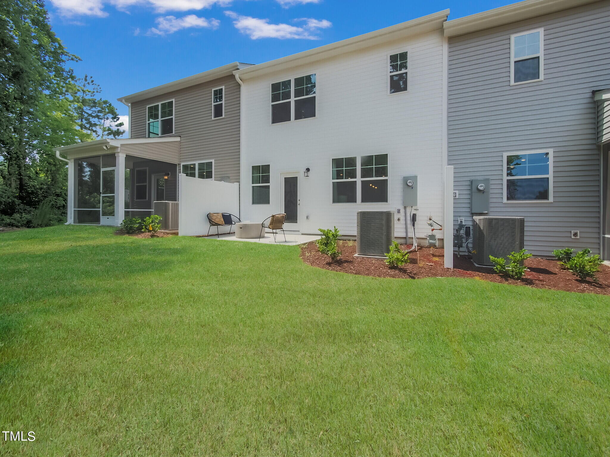 203 Deercroft Drive Property Photo 25