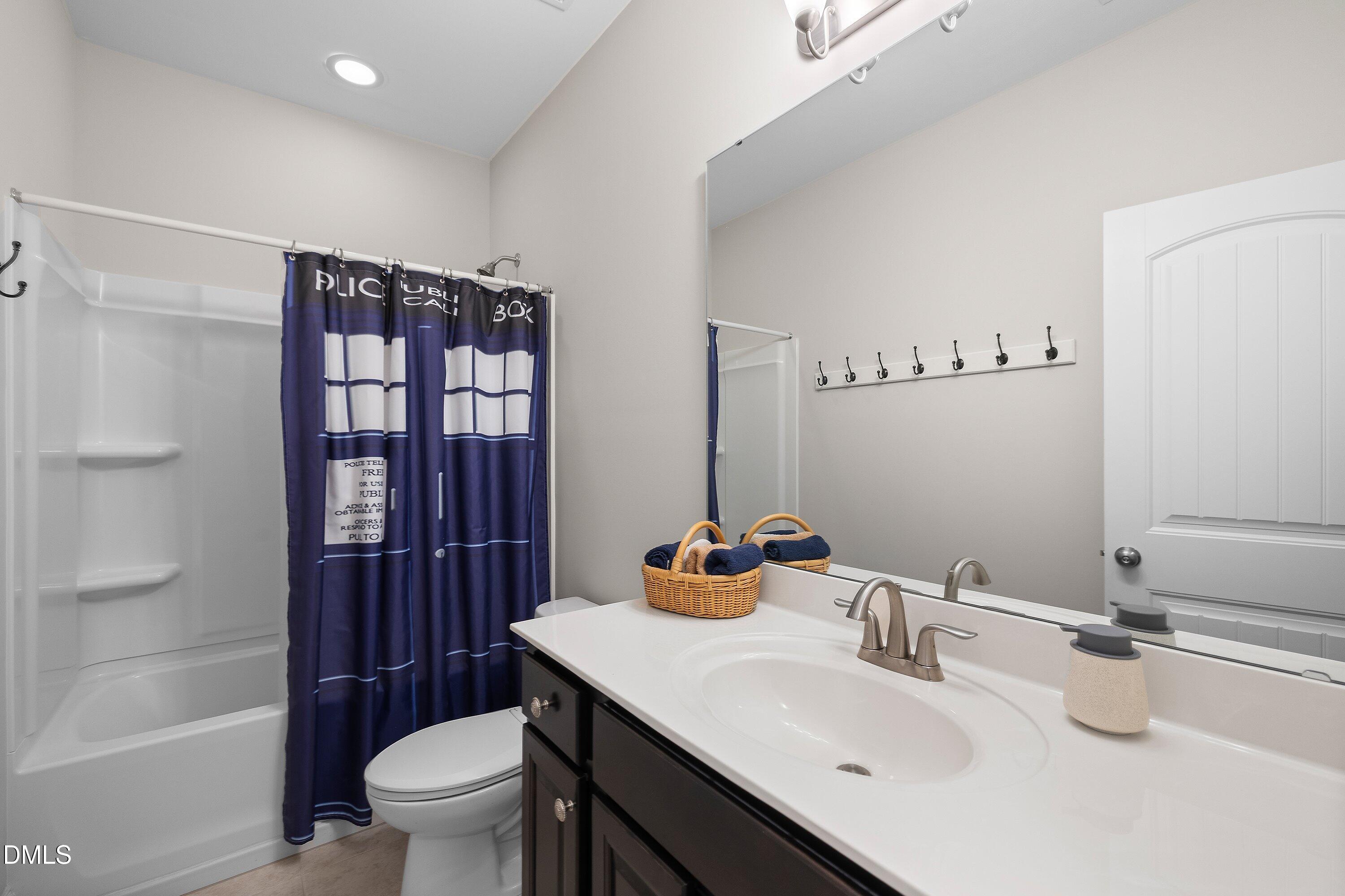 613 Minerva Dale Drive Property Photo 18