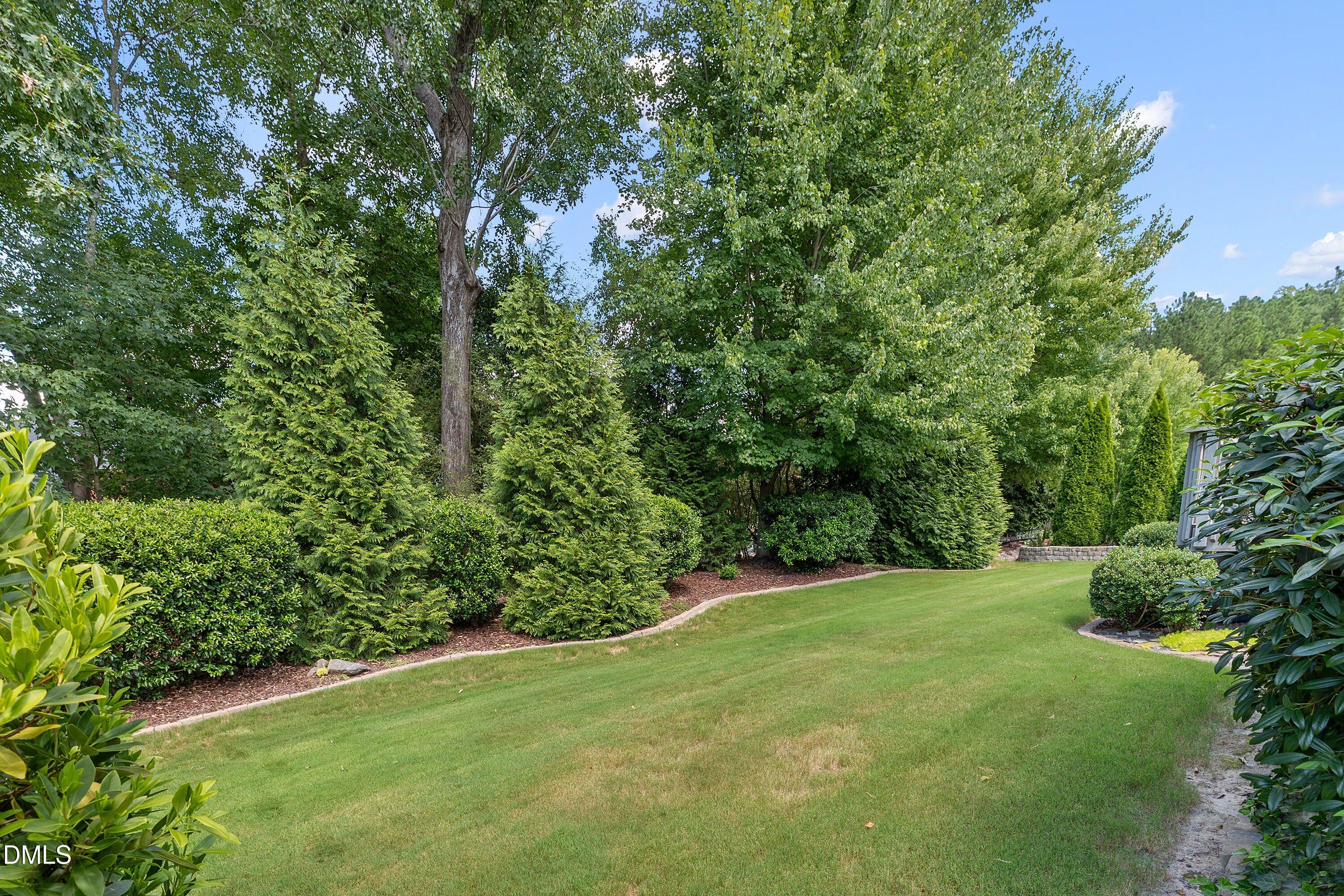 613 Minerva Dale Drive Property Photo 26