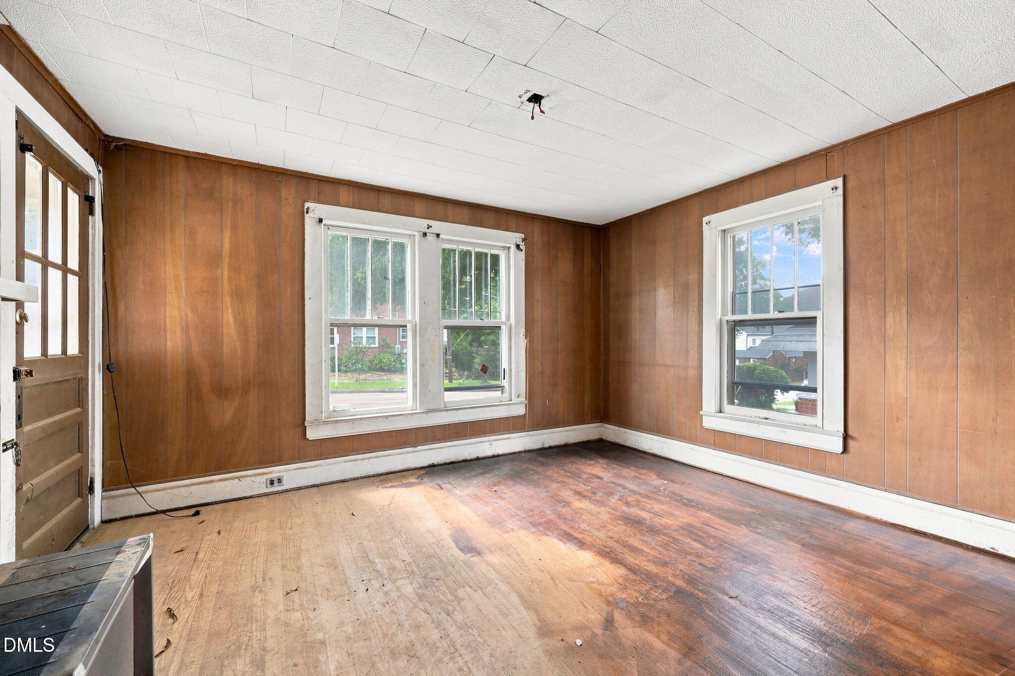 1607 Taylor Street Property Photo 7